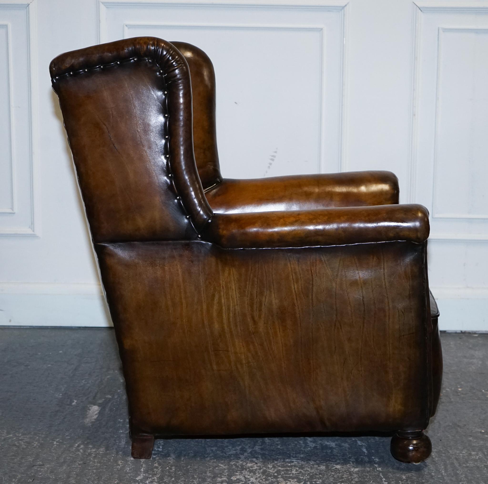 STUNNING EARLY VICTORIAN HAND DYED BROWN LEATHER READING LOUNGE ARMCHAiR For Sale 4