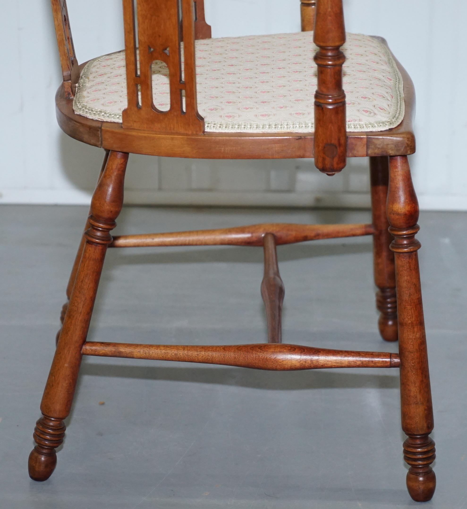 Stunning Edwardian Bow Back Walnut Chair Arts & Crafts Mother of Pearl Inlay For Sale 5