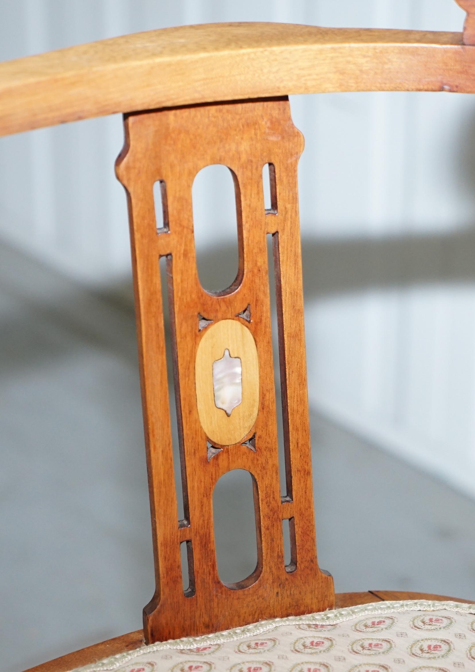 Hand-Crafted Stunning Edwardian Bow Back Walnut Chair Arts & Crafts Mother of Pearl Inlay For Sale