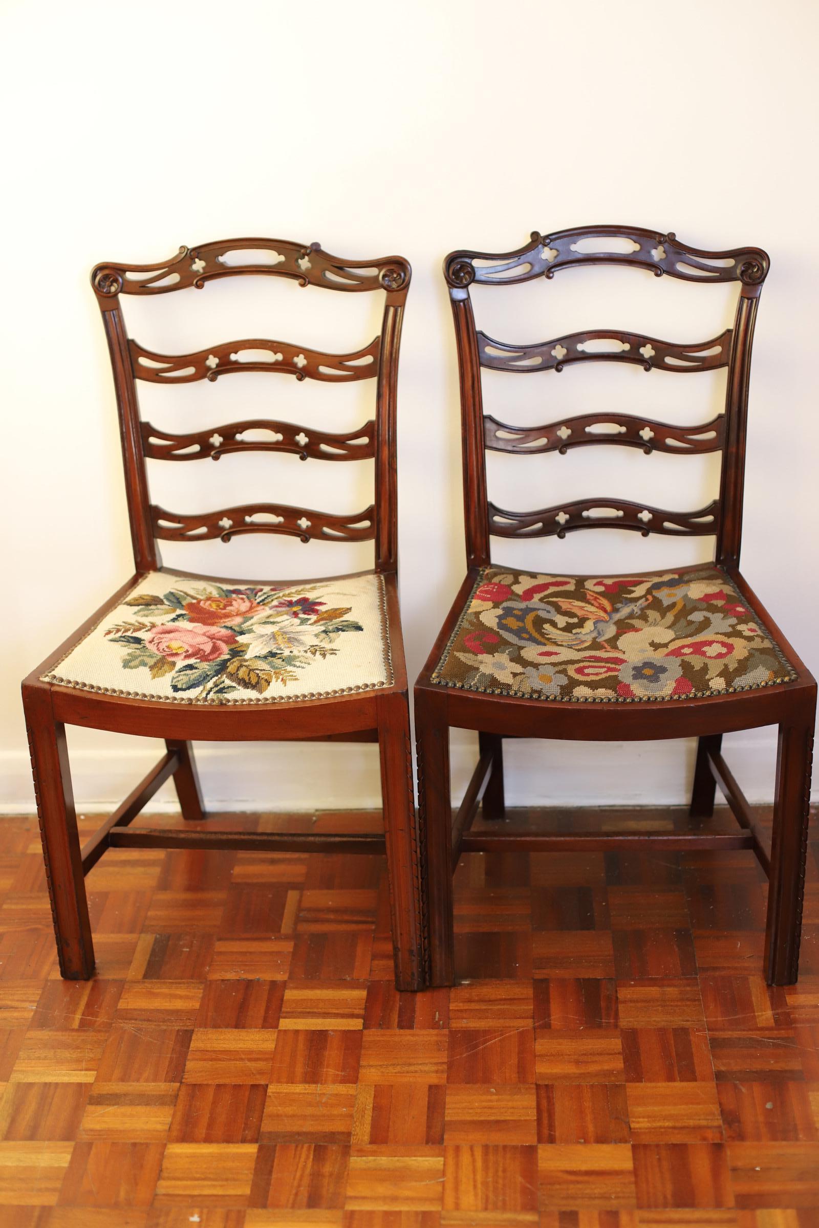 Stunning Edwardian Set Of Ten Dining Chairs , Chippindale Design For Sale 5