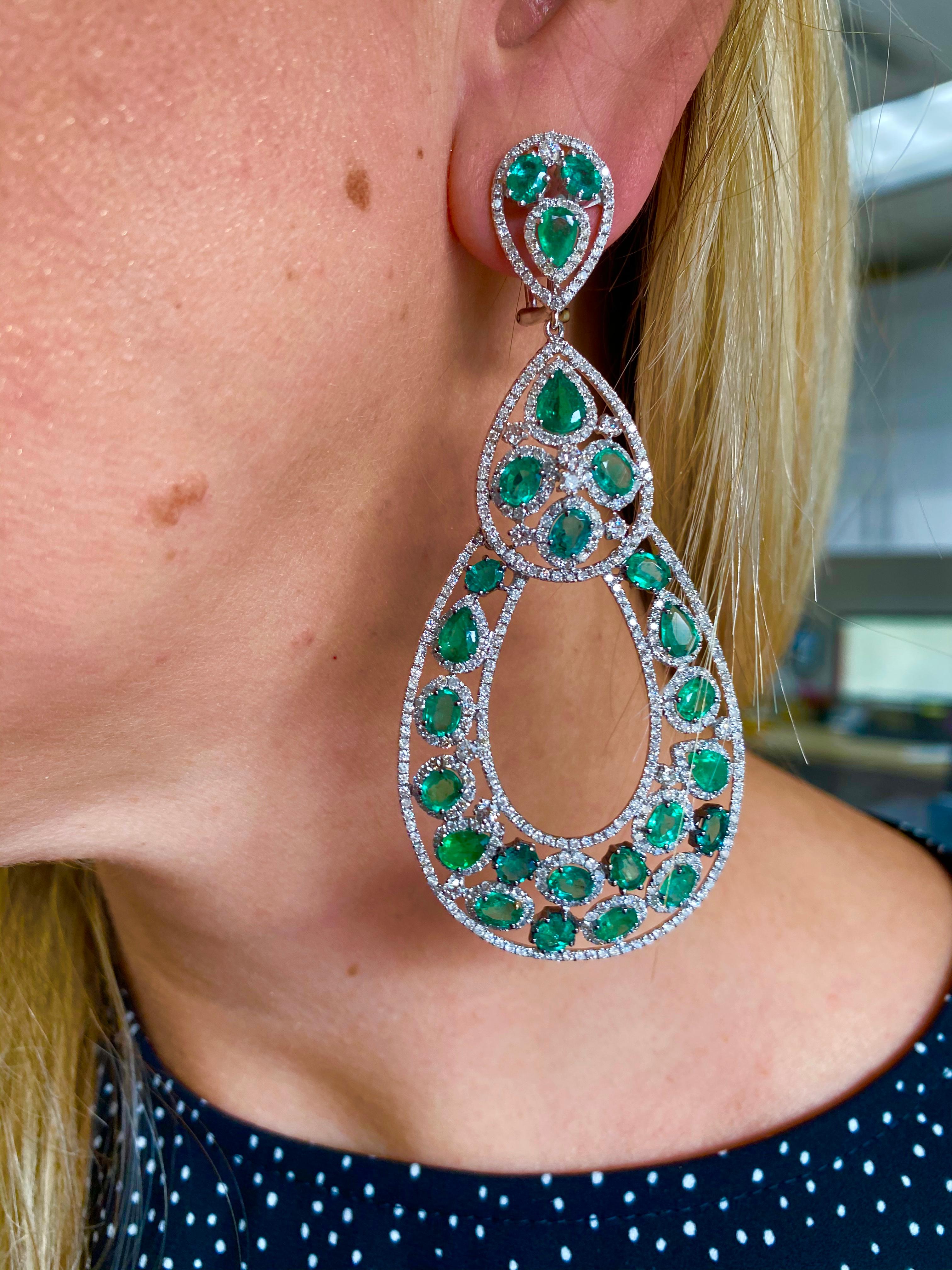 Diana M. Stunning Emerald and Diamond Earrings by Diana M. For Sale 2