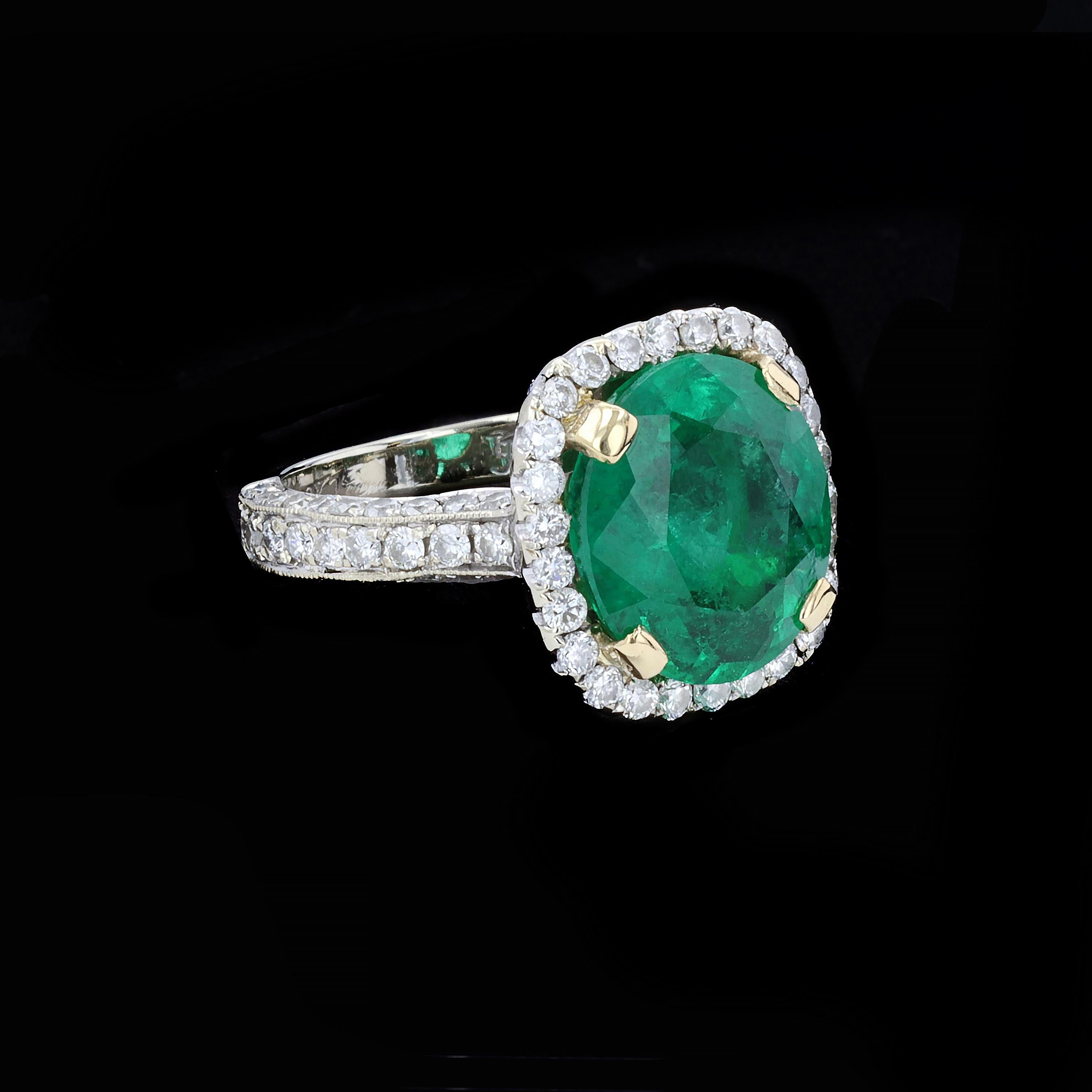 Romantic Stunning Emerald and Diamond Estate Ring For Sale