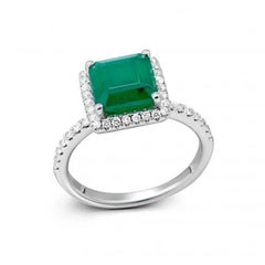 Stunning Emerald Diamond 18K Gold Ring for Her