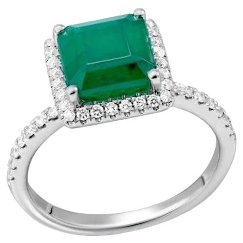Stunning Emerald Diamond 18K Gold Ring for Her