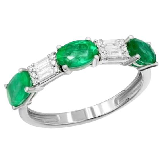 Stunning Emerald Diamond White 14K Gold Ring for Her For Sale