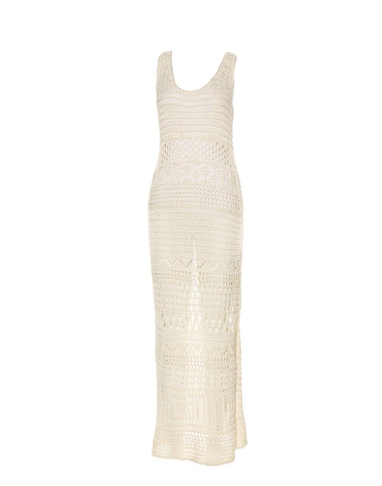 Gorgeous EMILIO PUCCI crochet knit maxi dress / gown
Perfect for the resort season
Sleeveless
Off-white crochet-knit cotton
Full length
Simply slips on
Dry clean Only
Made in Italy
See campaign picture for style reference only