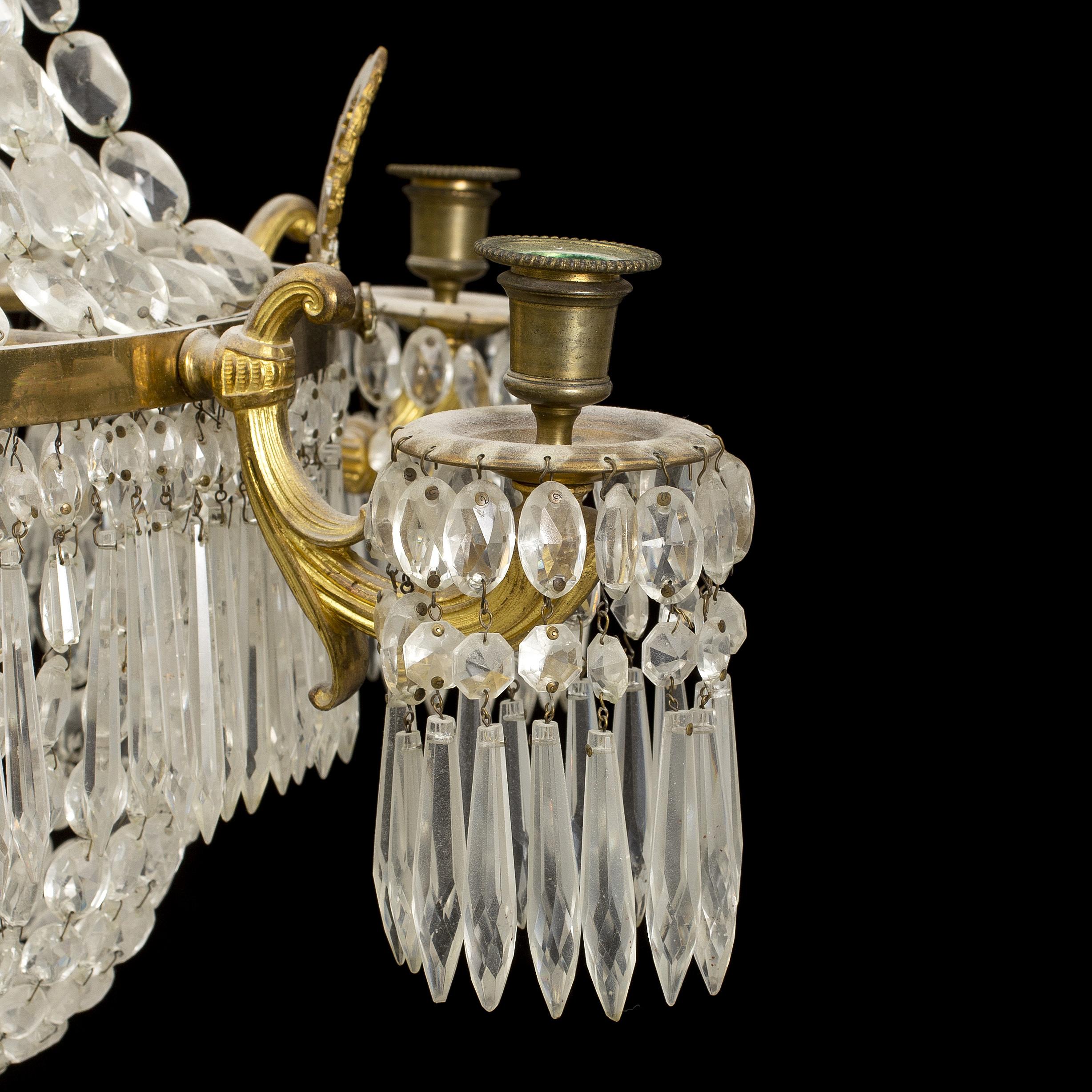 Stunning Empire 19th Century Chandelier In Good Condition For Sale In New York, NY