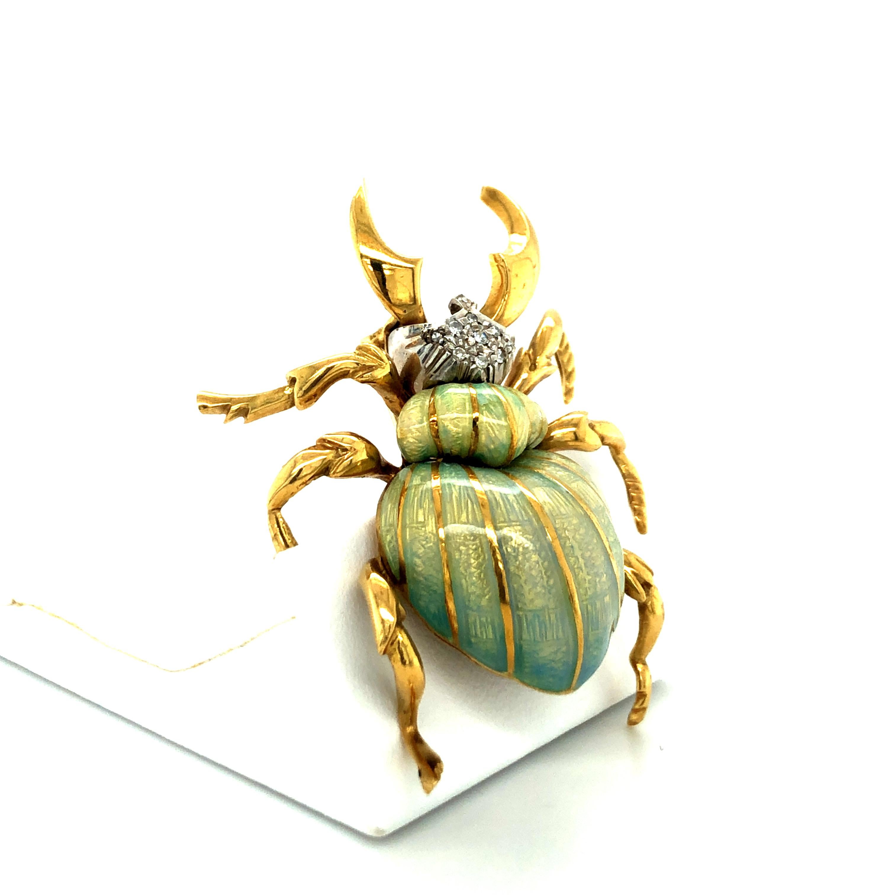 Stunning Enamel and Diamond Beetle Brooch in 18 Karat Yellow and White Gold 7
