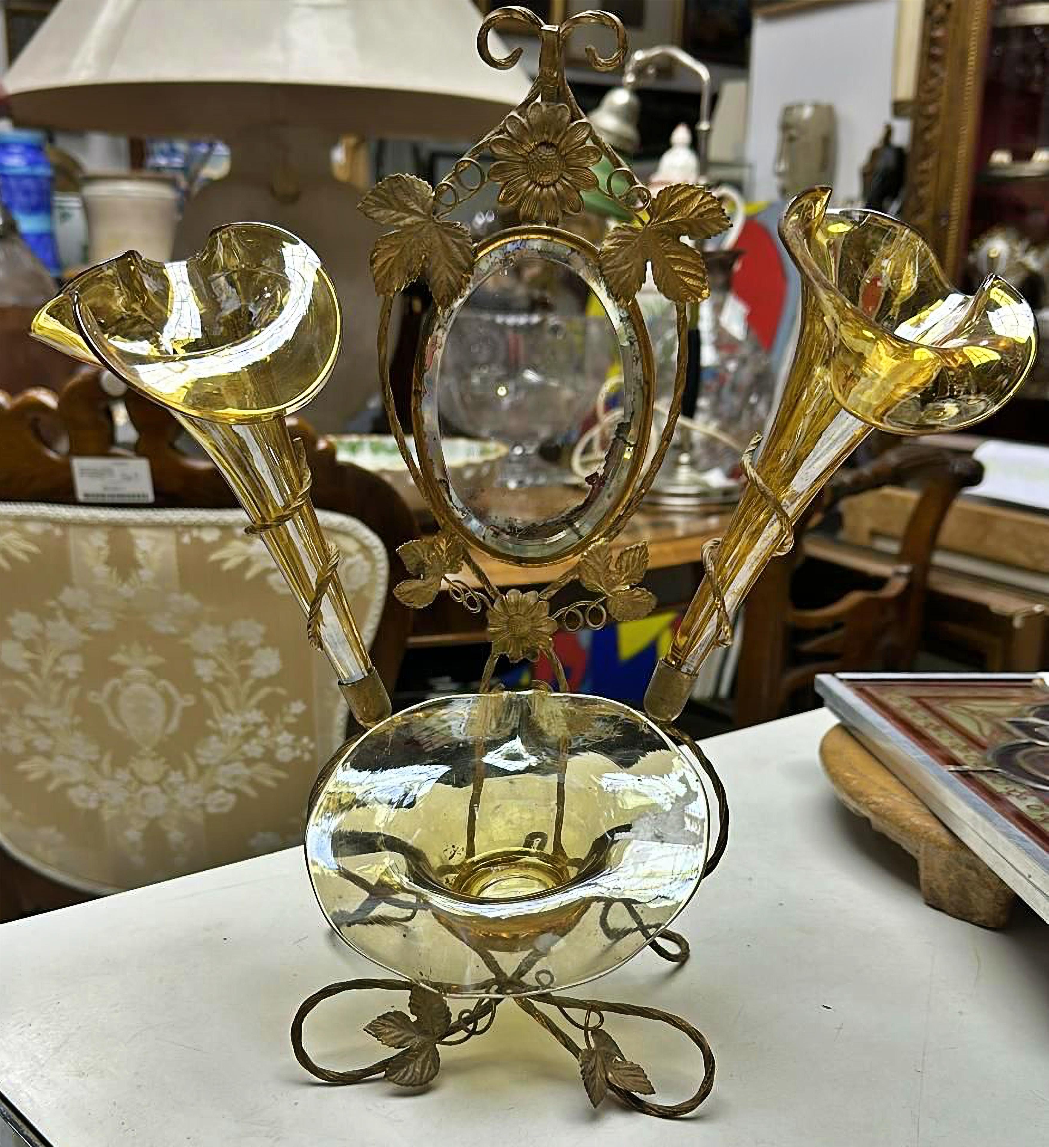 Stunning end 19th Century Italian Murano Glass Flower Holder Art Deco In Good Condition For Sale In Madrid, ES