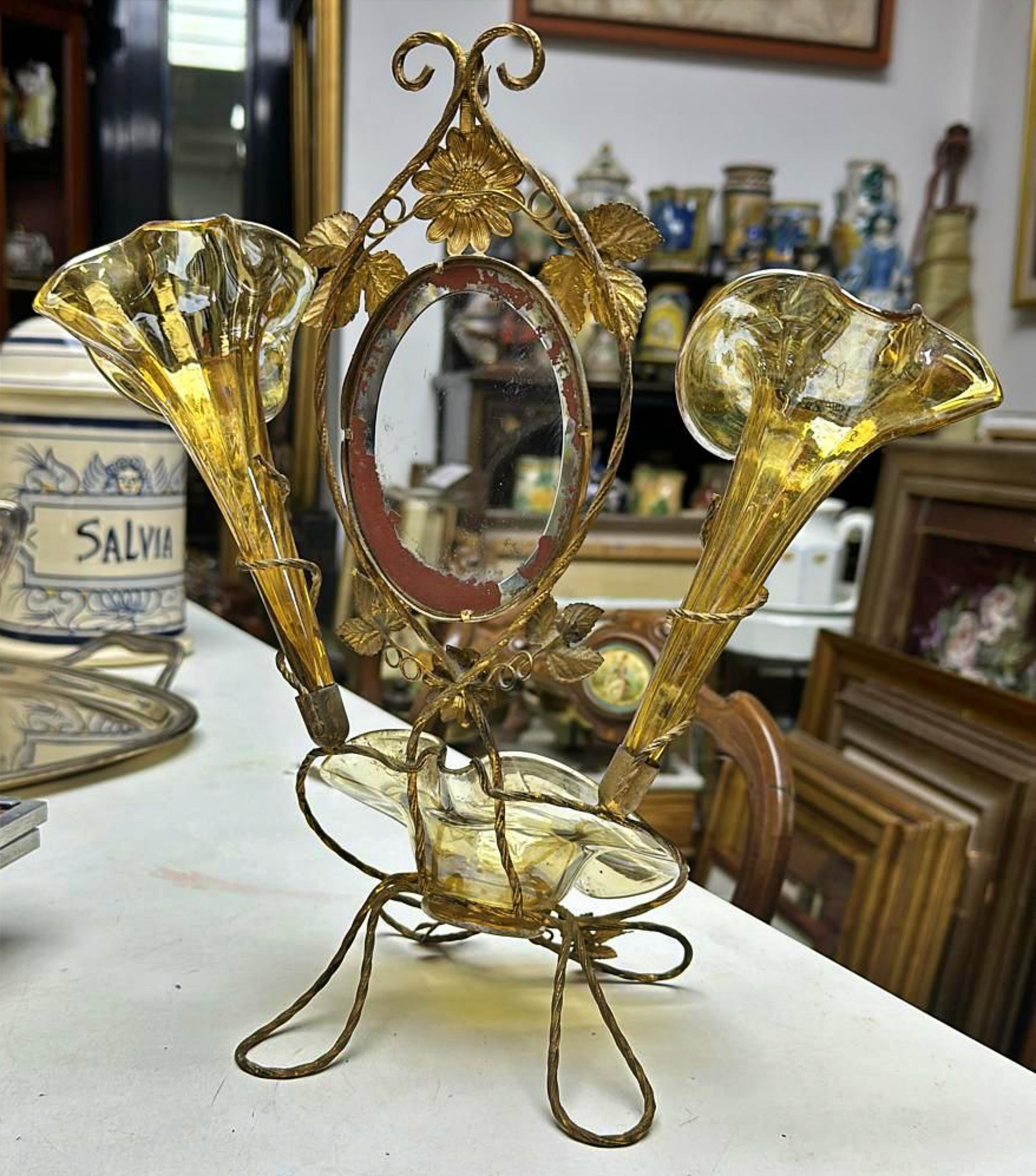 Stunning end 19th Century Italian Murano Glass Flower Holder Art Deco For Sale 1