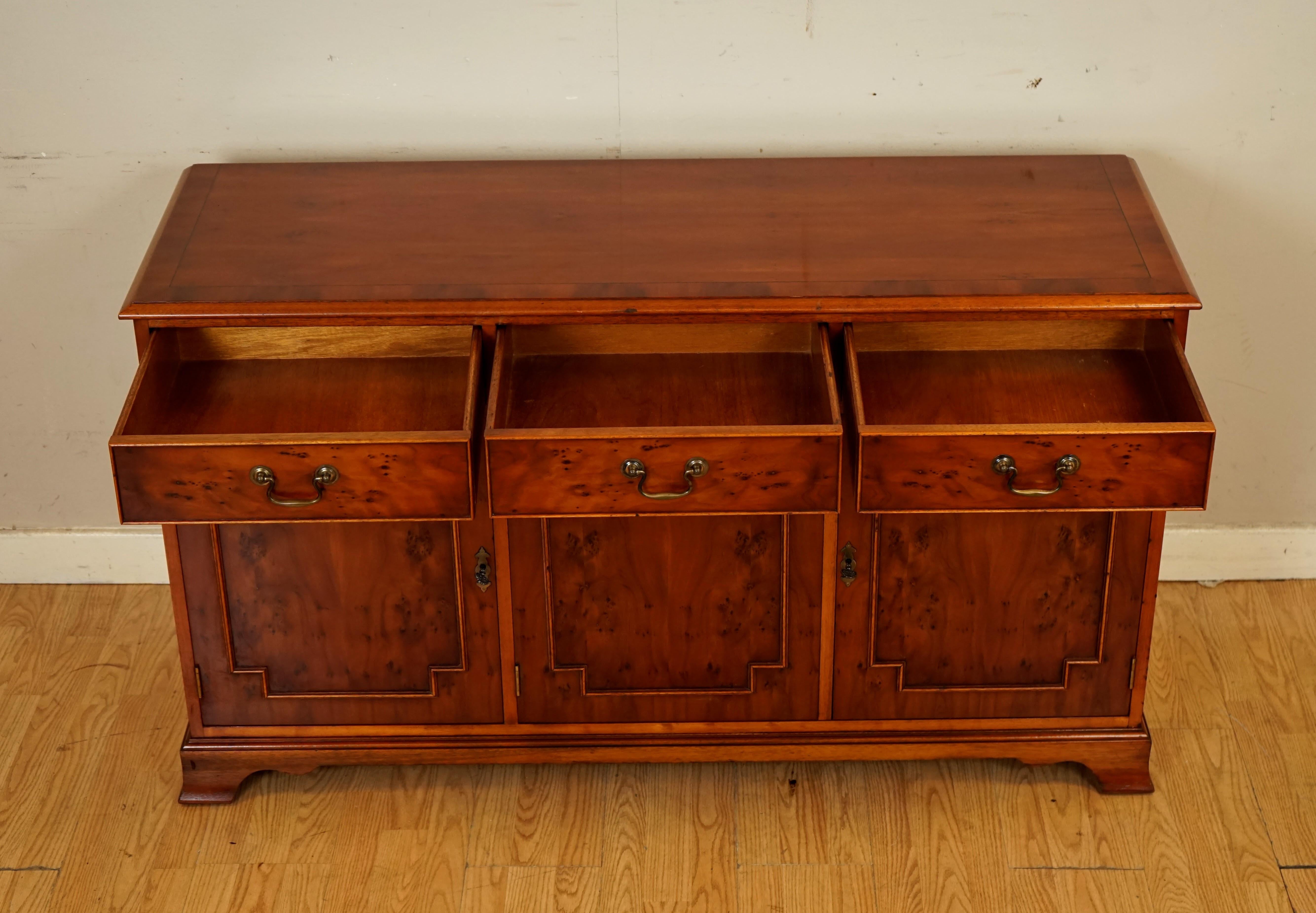 Hand-Crafted Stunning English Burr Yew Wood Triple Drawer Sideboard Cupboard Made by Bradley 