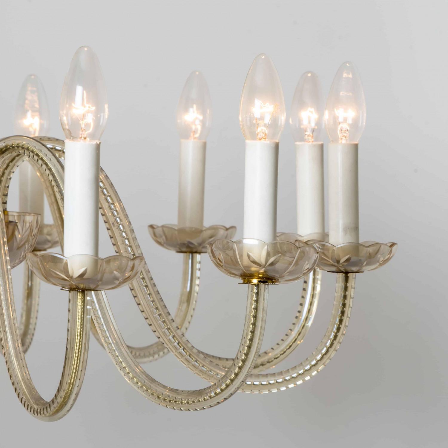 Stupendo lampadario in vetro di Murano inciso a 12 bracci, Italia 1960 in vendita 1