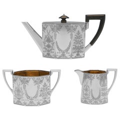 Superbe service à thé victorien ancien de 3 pièces en argent sterling gravé - 1892/98