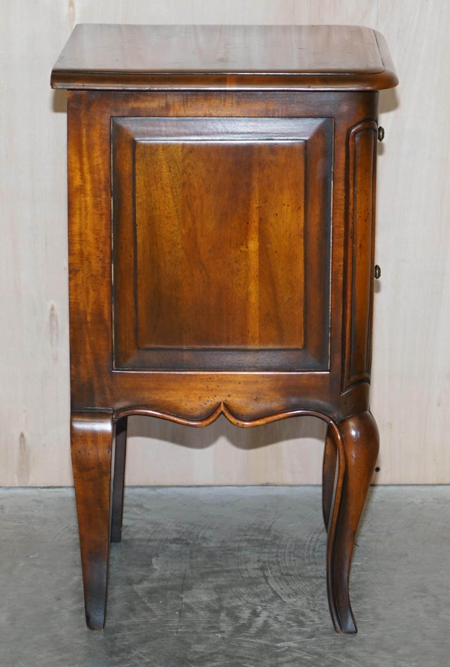 Hardwood Stunning Faux Book Front Side End Lamp Wine Table with Twin Drawers Must See! For Sale