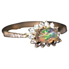 Stunning Fire Opal Halo Diamond Engagement Ring 18K Yellow Gold