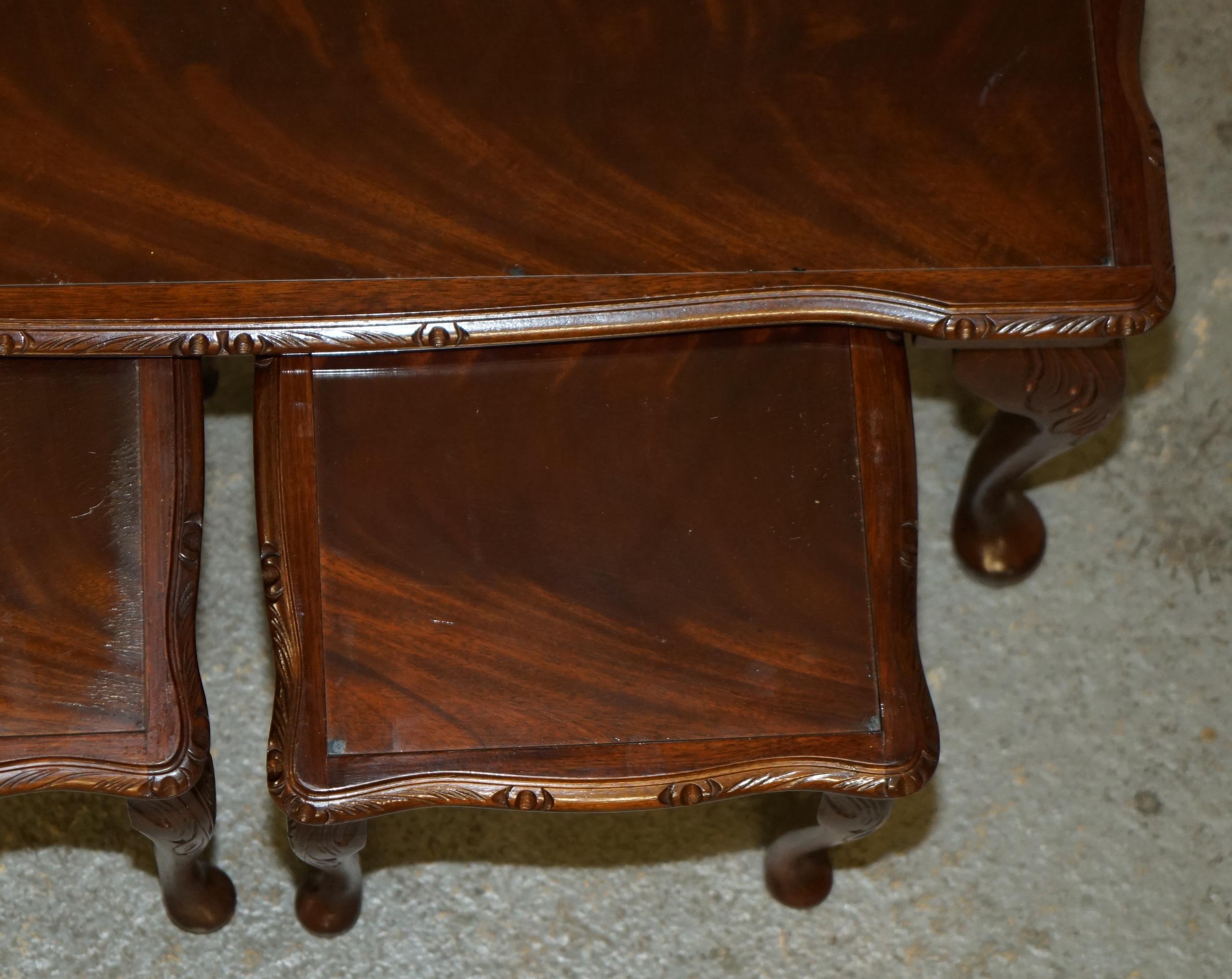 Hand-Crafted STUNNING FLAMED HARDWOOD NEST OF THREE TABLES INCLUDiNG COFFEE COCKTAIL TABLE For Sale