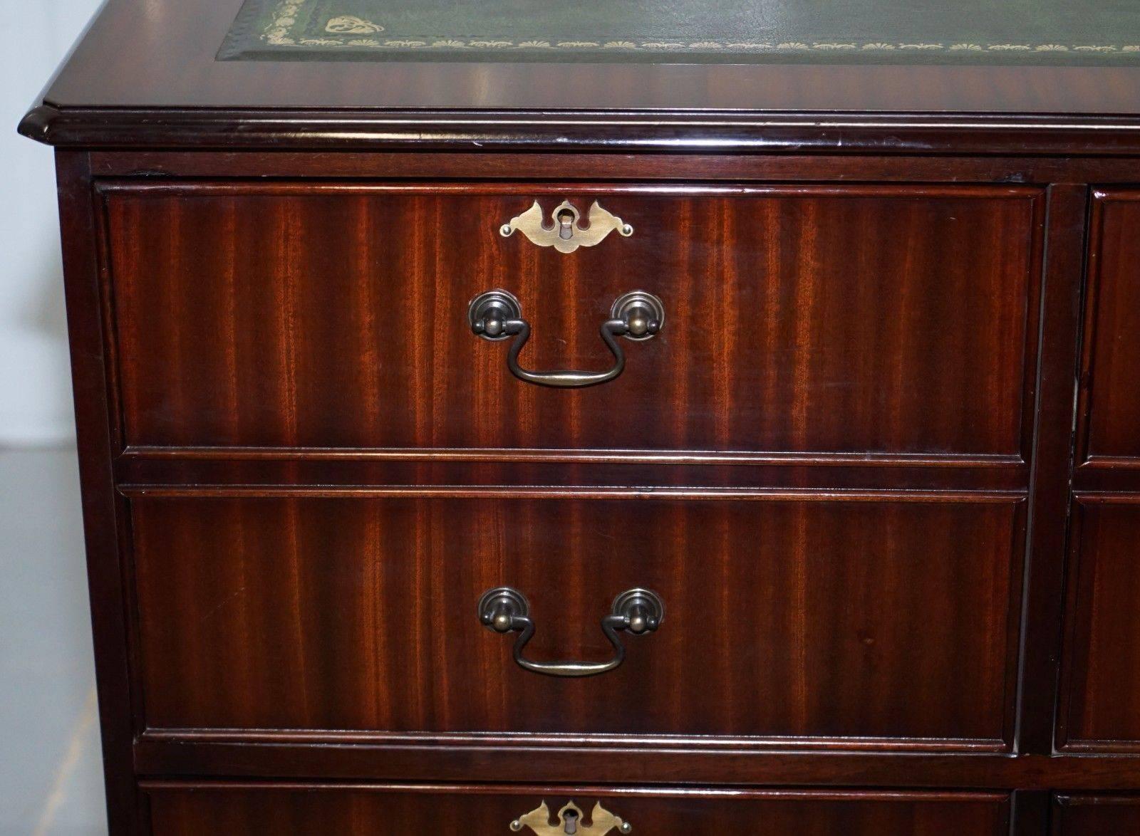 British Stunning Flamed Mahogany Veneer Twin Pedestal Fining Cabinet, Green Leather Desk