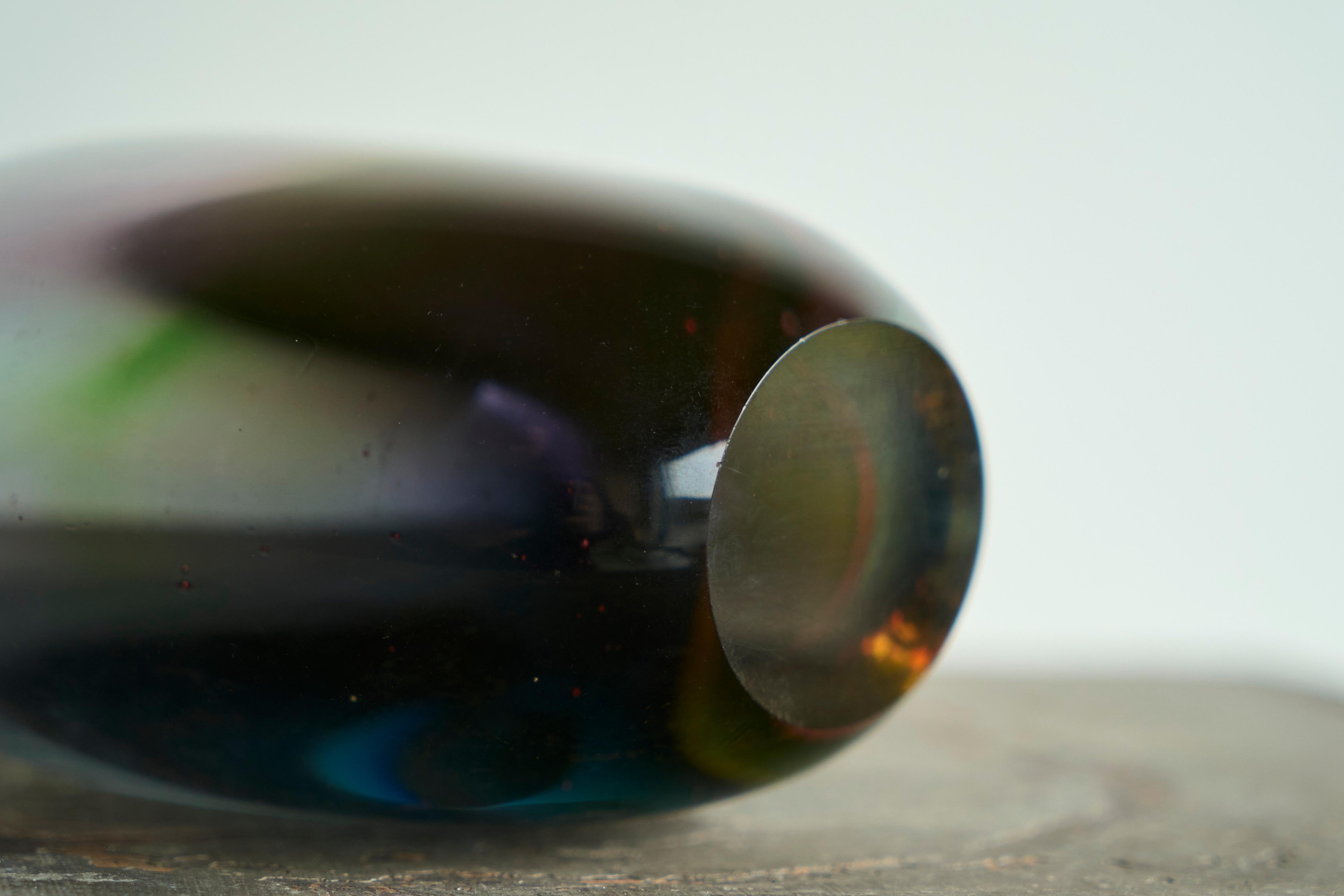 Vetro artistico Stupendo vaso in vetro artistico di Murano 'Sommerso' di Flavio Poli per Seguso, Italia 1960 in vendita