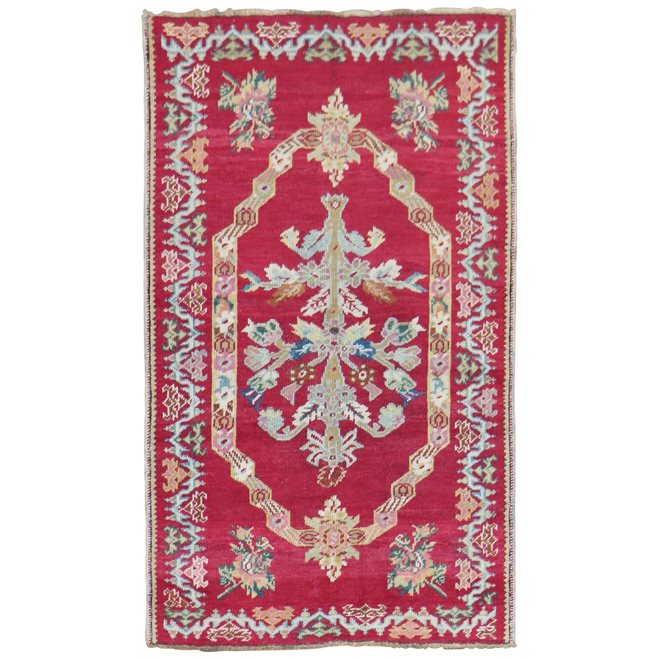 Superbe tapis turc ancien Ghiordes à motifs floraux