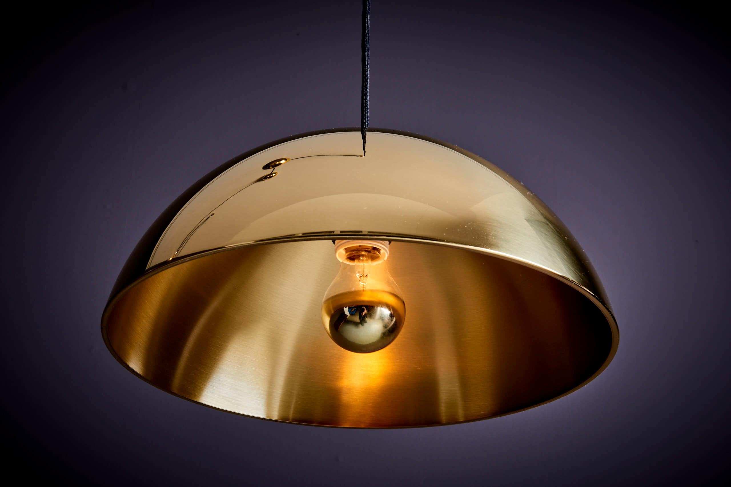 Stunning Florian Schulz Double Posa Brass Pendant Lamp with Side Counter Weights For Sale 3
