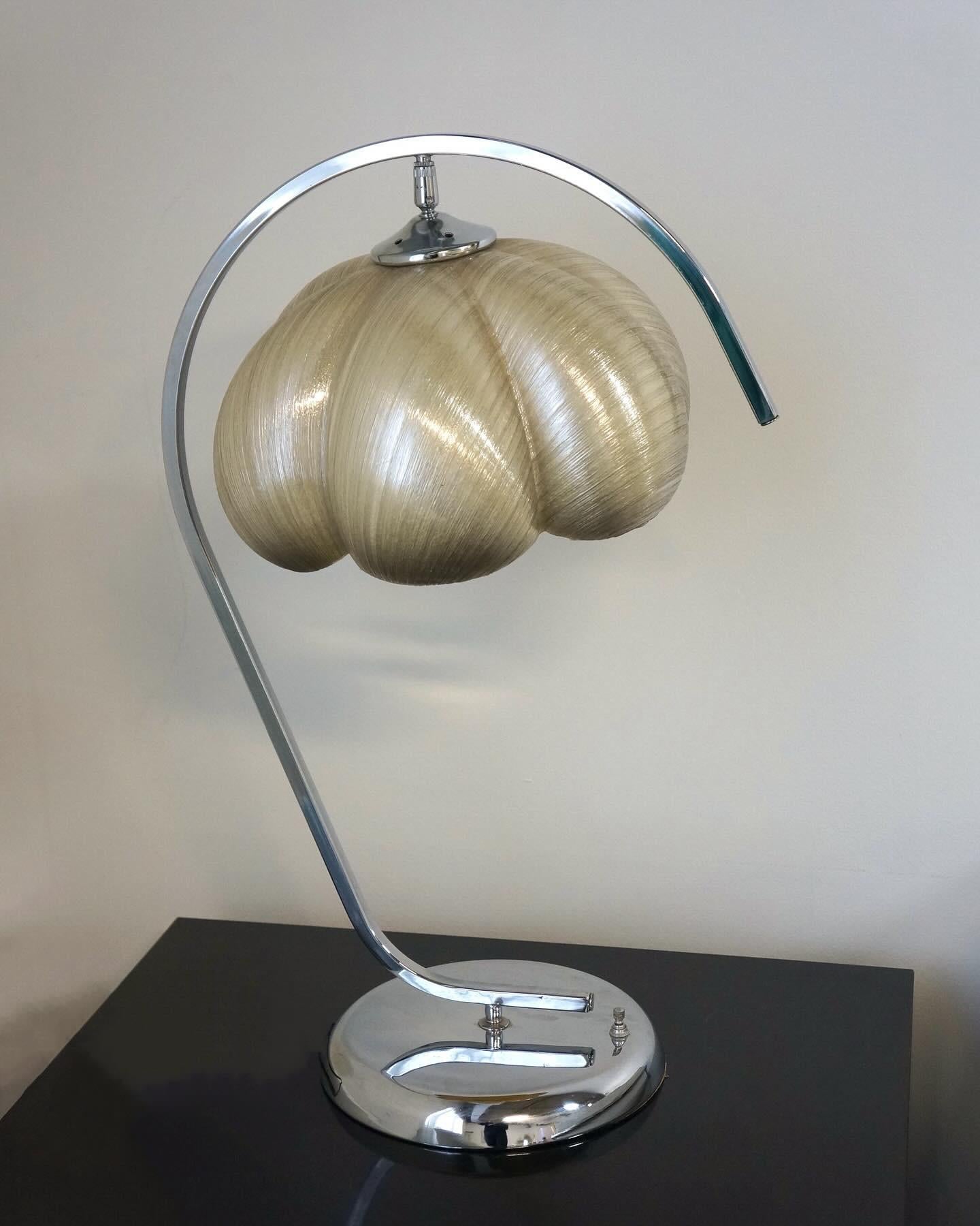 American Stunning Flower Shaped Fiberglass and Chrome Table Lamp