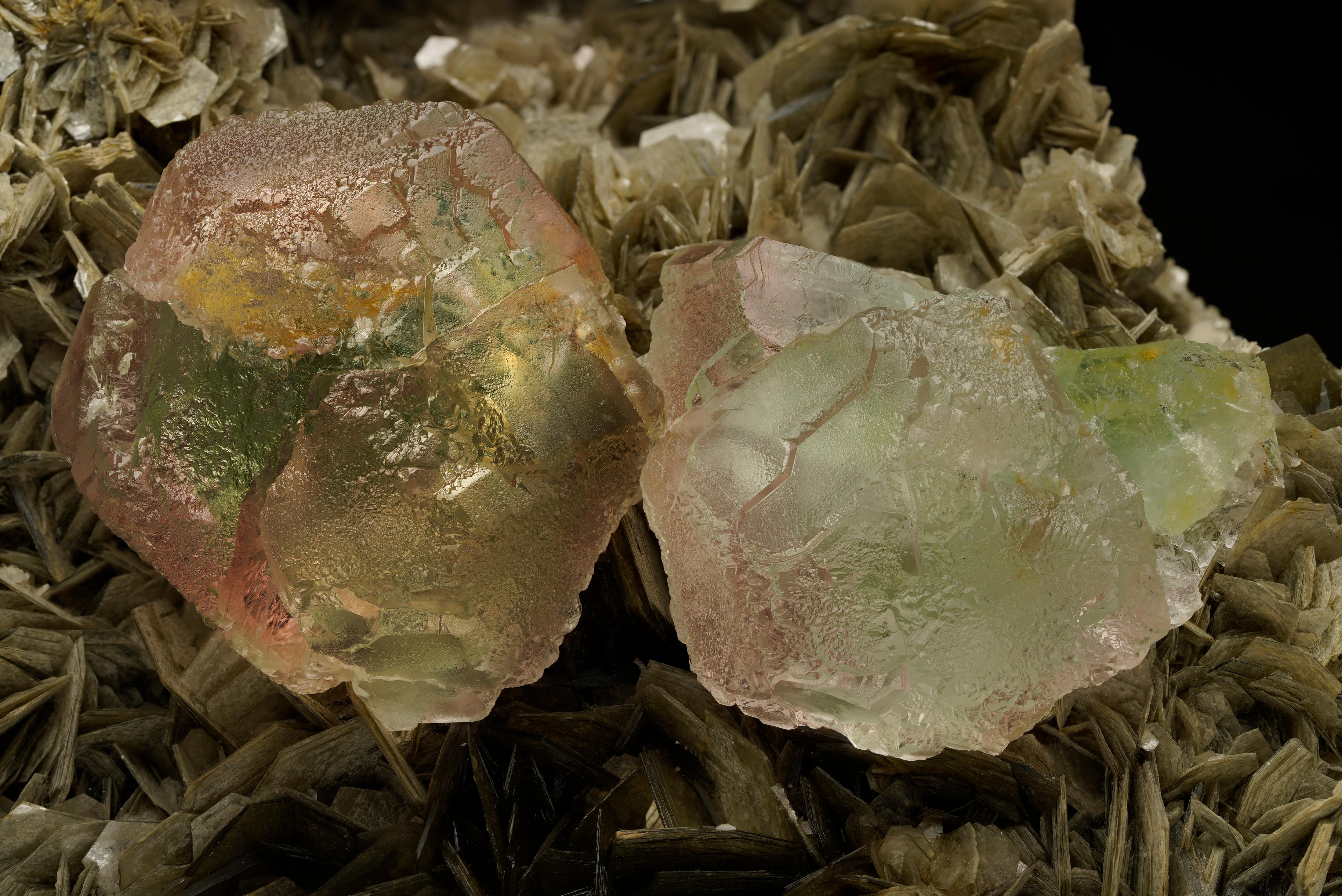 Contemporary Stunning Fluorite on Muscovite from Pakistan For Sale