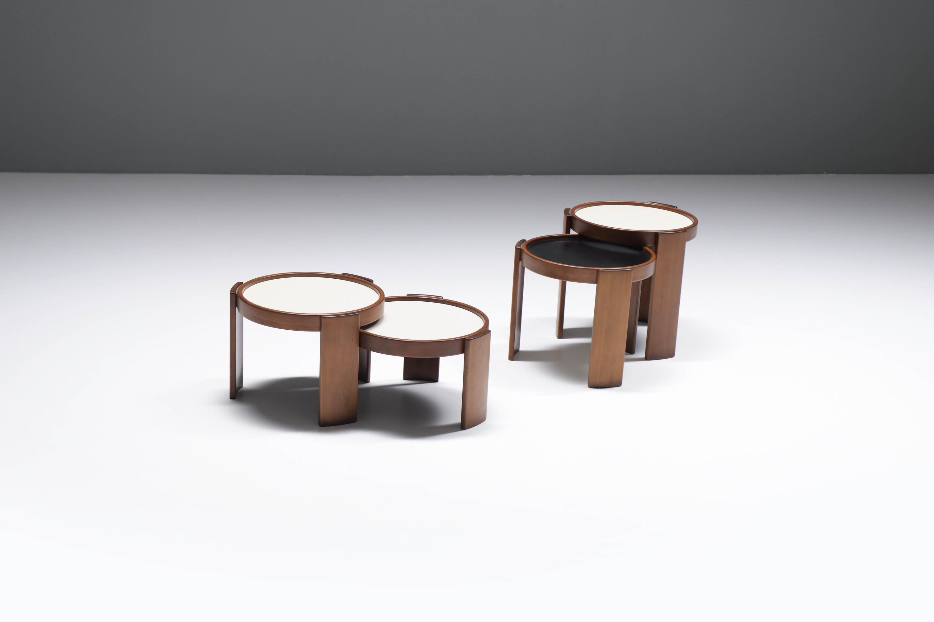 Stunning Nesting tables 780 in walnut by Gianfranco Frattini for Cassina 2