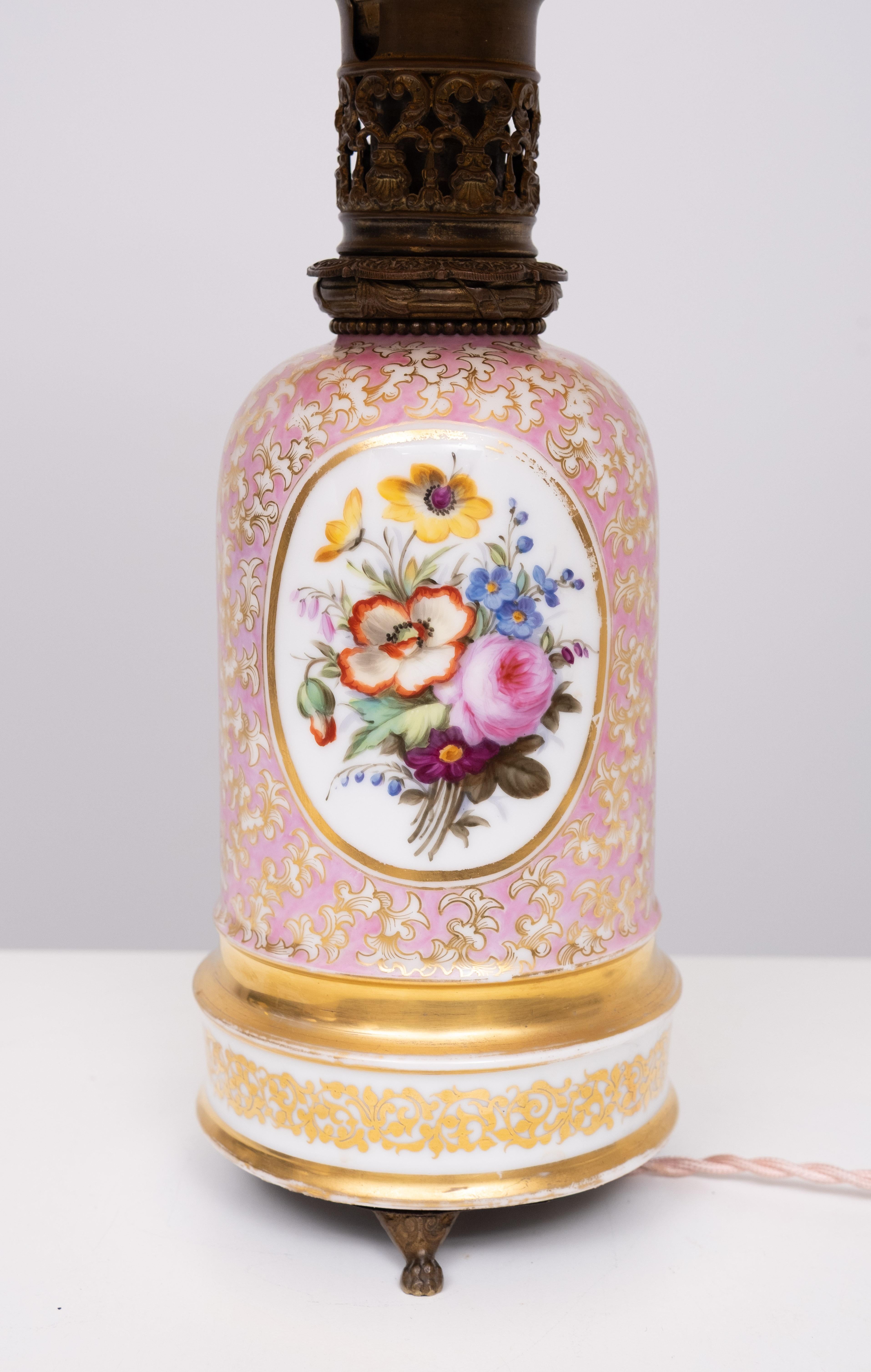 Stunning France Sevres Porcelain Hand Painted Table lamp 1880s For Sale 1