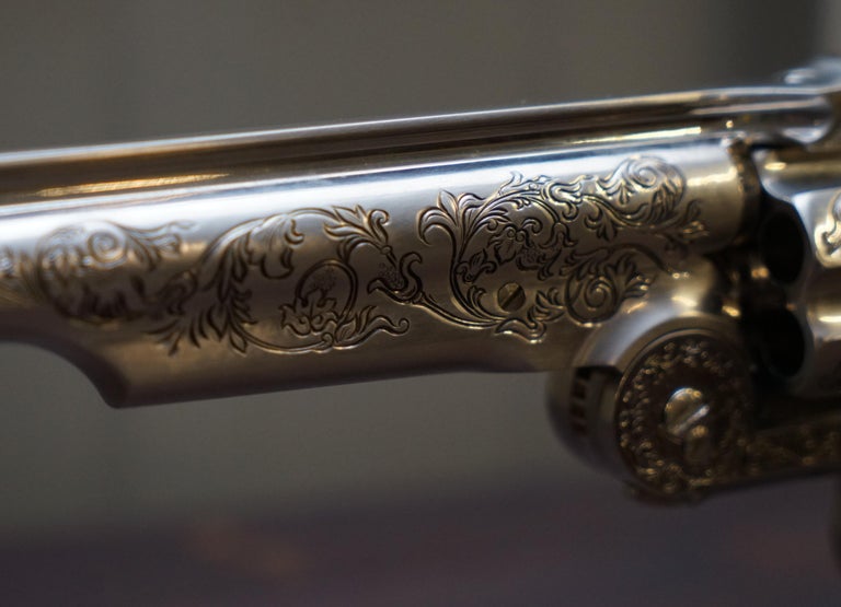 STUNNING FRANKLIN MINT WYATT EARP .44 REPLiCA REVOLVER USED