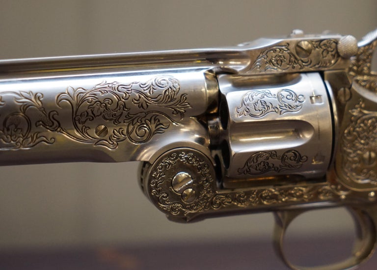 STUNNING FRANKLIN MINT WYATT EARP .44 REPLiCA REVOLVER USED