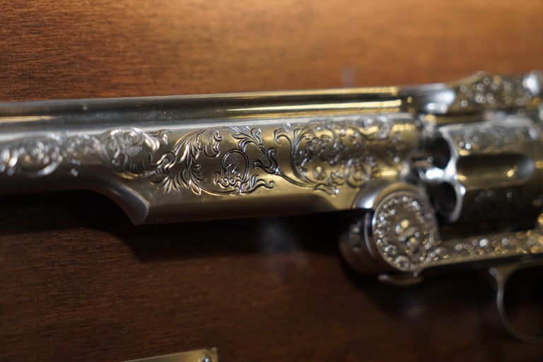 STUNNING FRANKLIN MINT WYATT EARP .44 REPLiCA REVOLVER USED