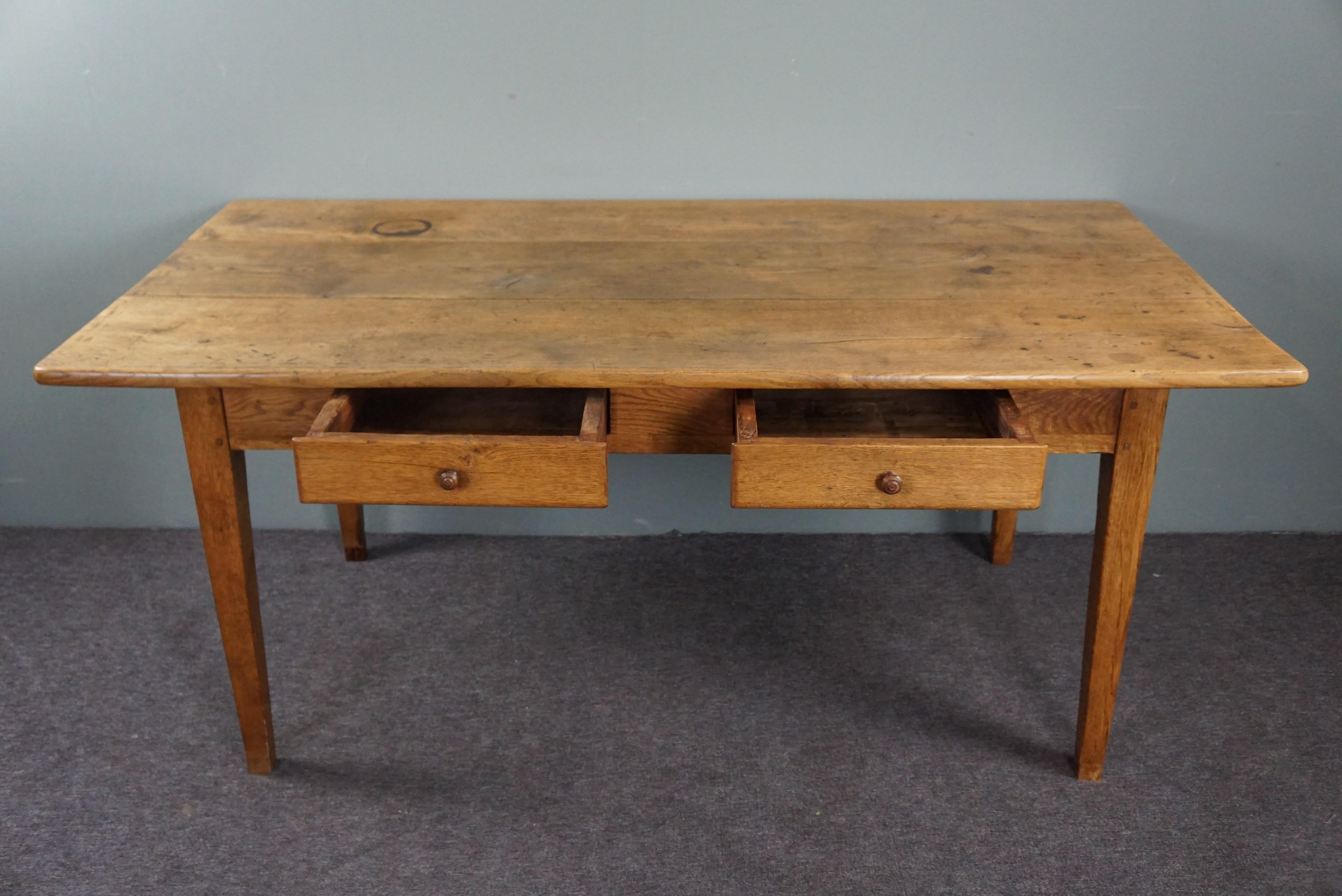 Stunning French Antique Dining Table, 19th Century For Sale 3