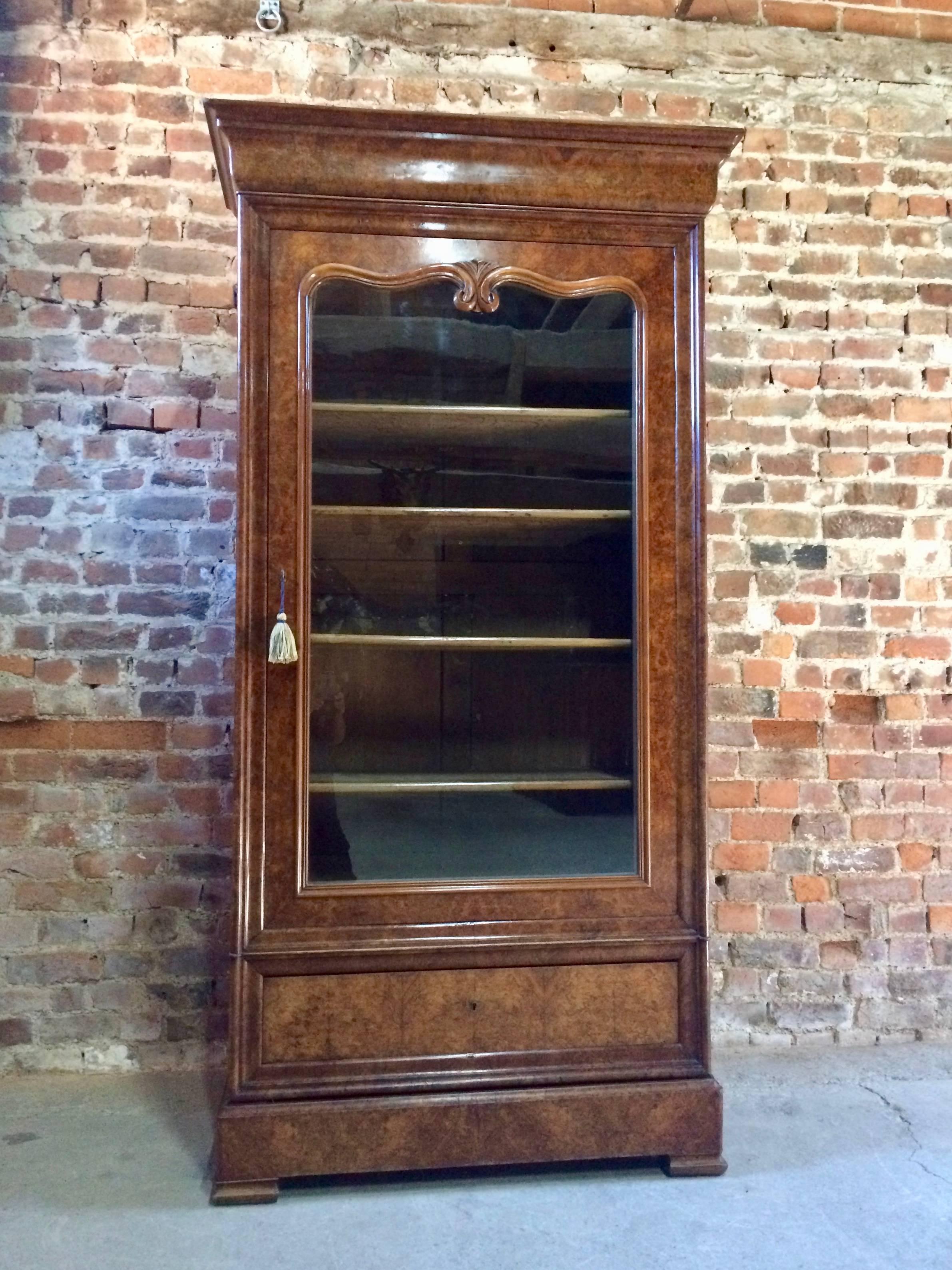 Stunning-French-Bookcase-Vitrine-Cabinet-Burr-Walnut Glazed 19th Century Antique 5
