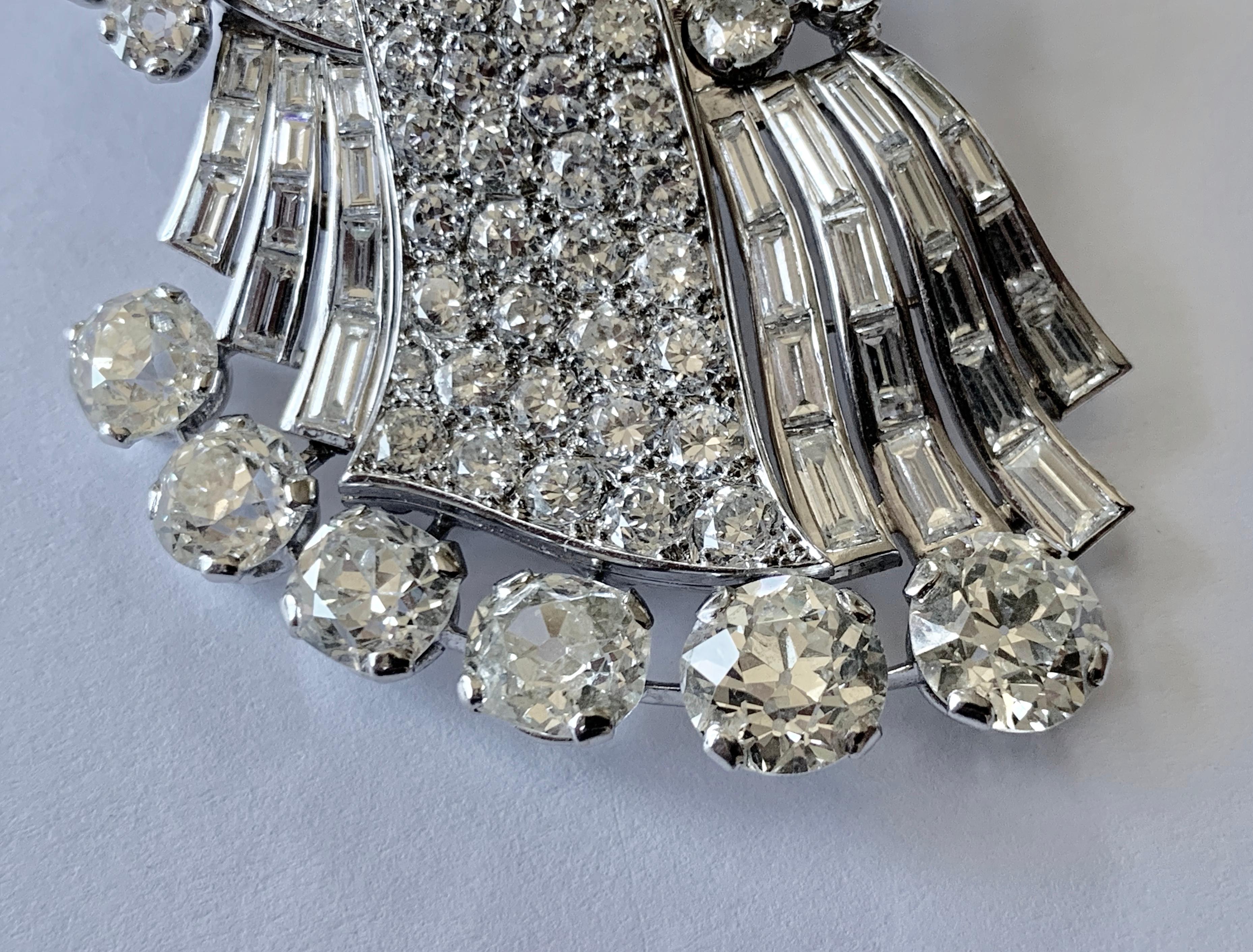 Old Mine Cut Stunning french Diamond 1950 Clip Brooch in Platinum For Sale
