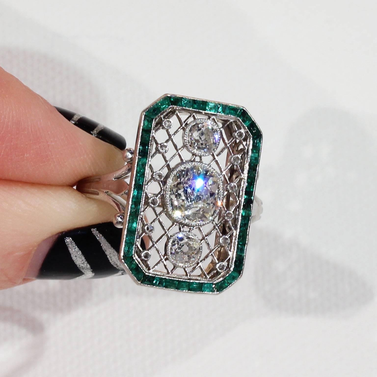 Women's Stunning French Platinum Emerald Diamond Belle Epoque Ring For Sale