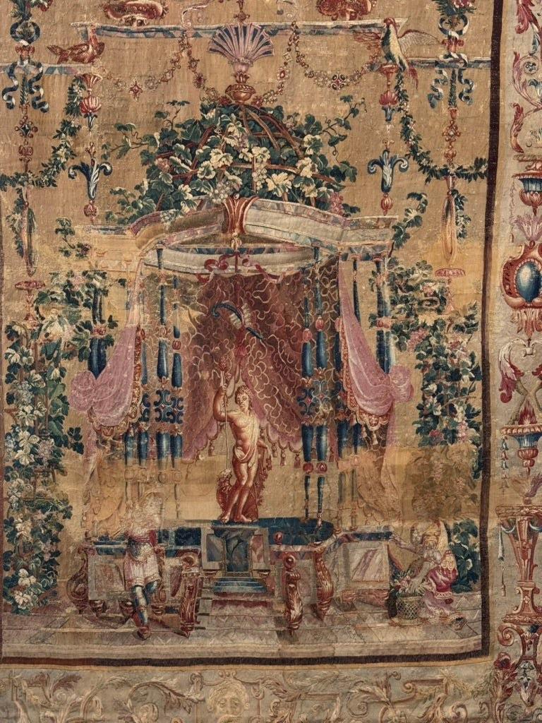 Stunning French Tapestry, c. 1690 In Good Condition For Sale In Charlottesville, VA