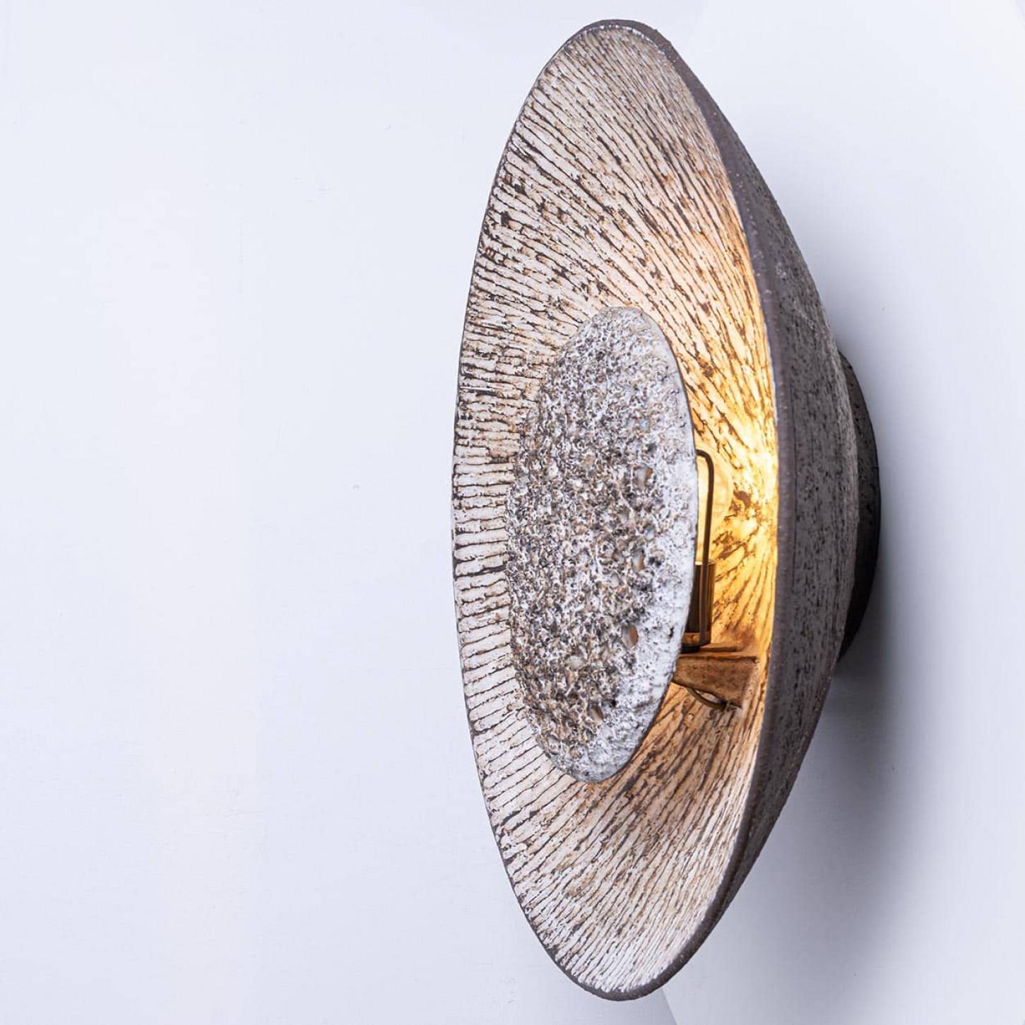 Whiting Fridtjof Sejersen Lampada da parete in ceramica bianca e marrone, Danimarca, 1960 in vendita 6