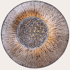 Whiting Fridtjof Sejersen, applique murale en céramique blanche et brune, Danemark, 1960