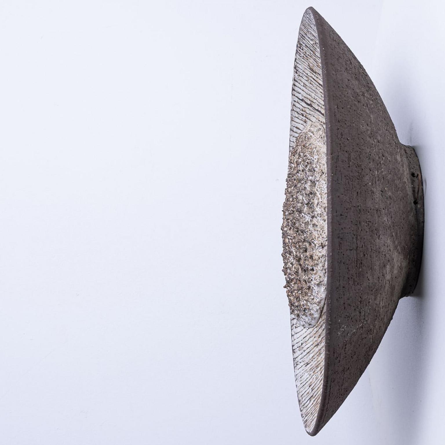 Whiting Fridtjof Sejersen, applique murale en céramique blanche et brune, Danemark, 1960 en vente 1