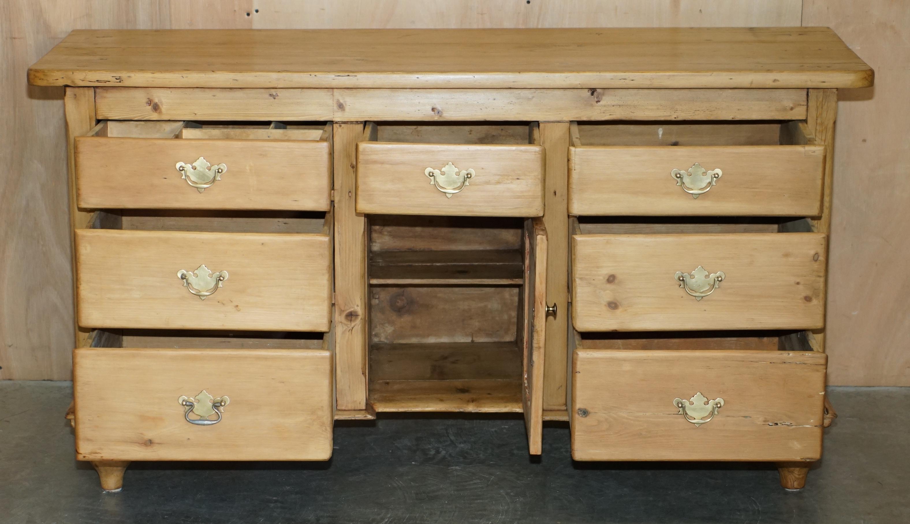 STUNNING FULLY RESTORED ANTIQUE CIRCA 1860 STRiPPED PINE HOUSEKEEPERS SIDEBOARD For Sale 11