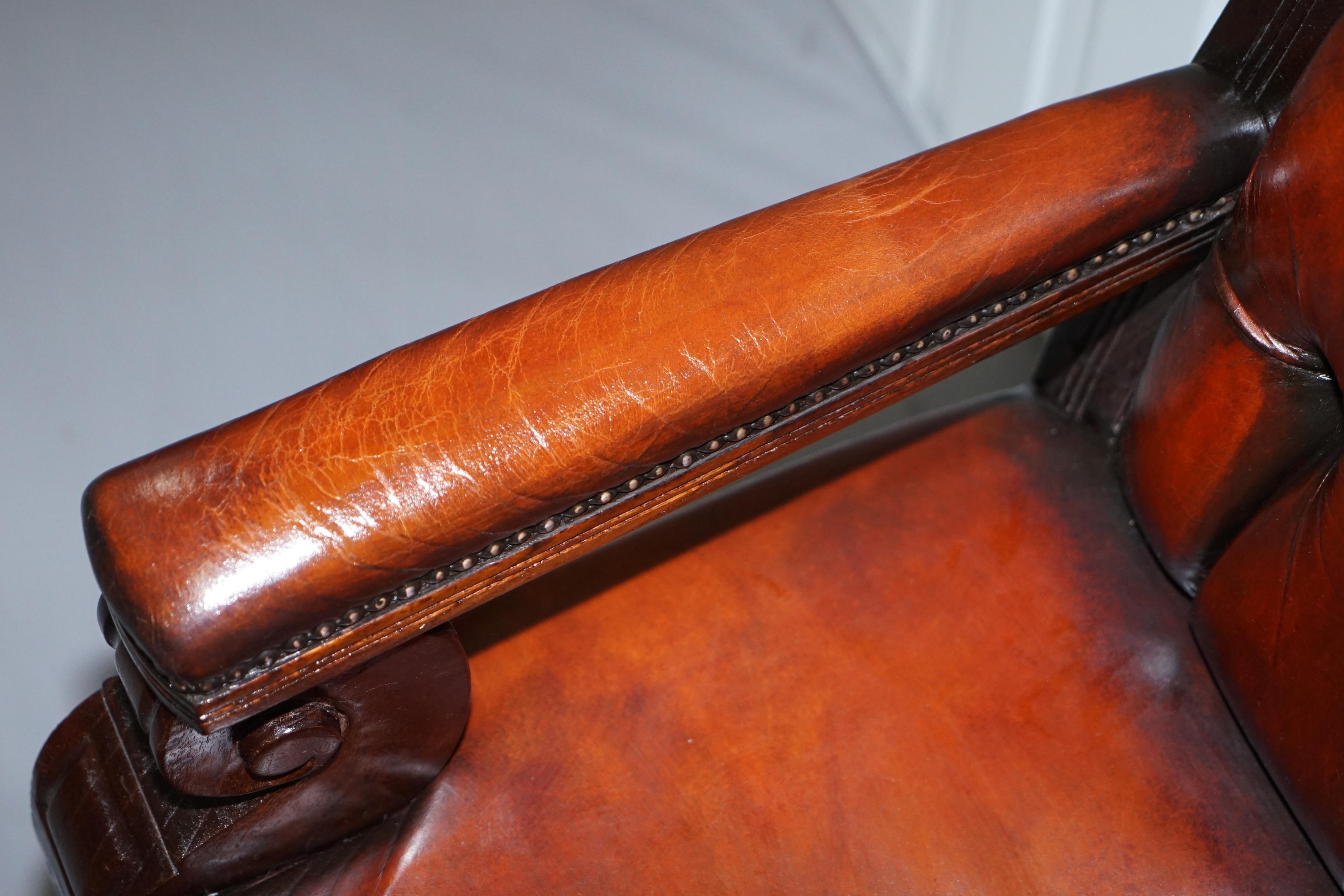 20th Century Stunning Fully Restored Chesterfield Brown Leather Mahogany Bench Part of Suite