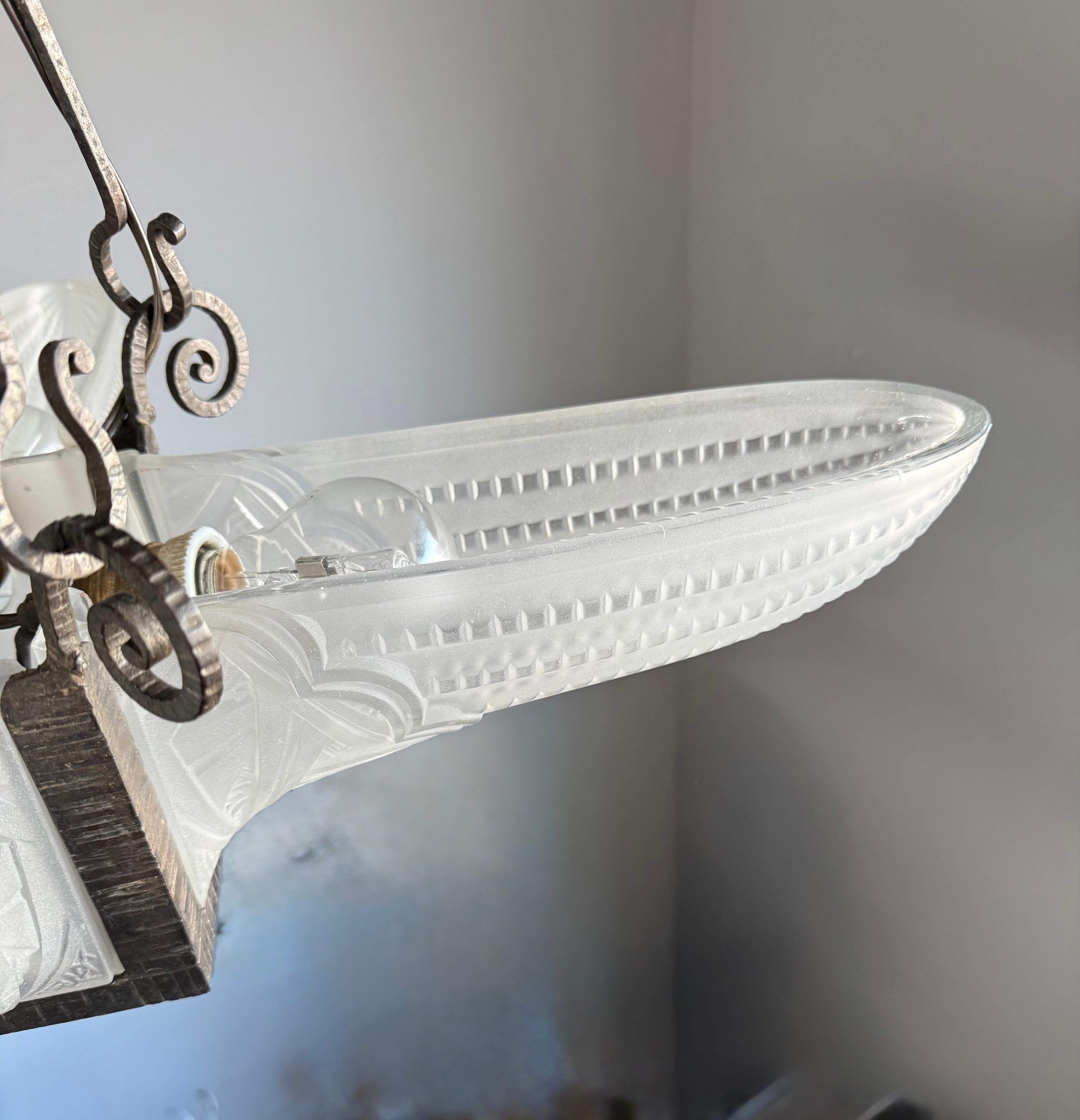 Stunning Geometrical French Art Deco Glass & Wrought iron Pendant / Chandelier For Sale 7