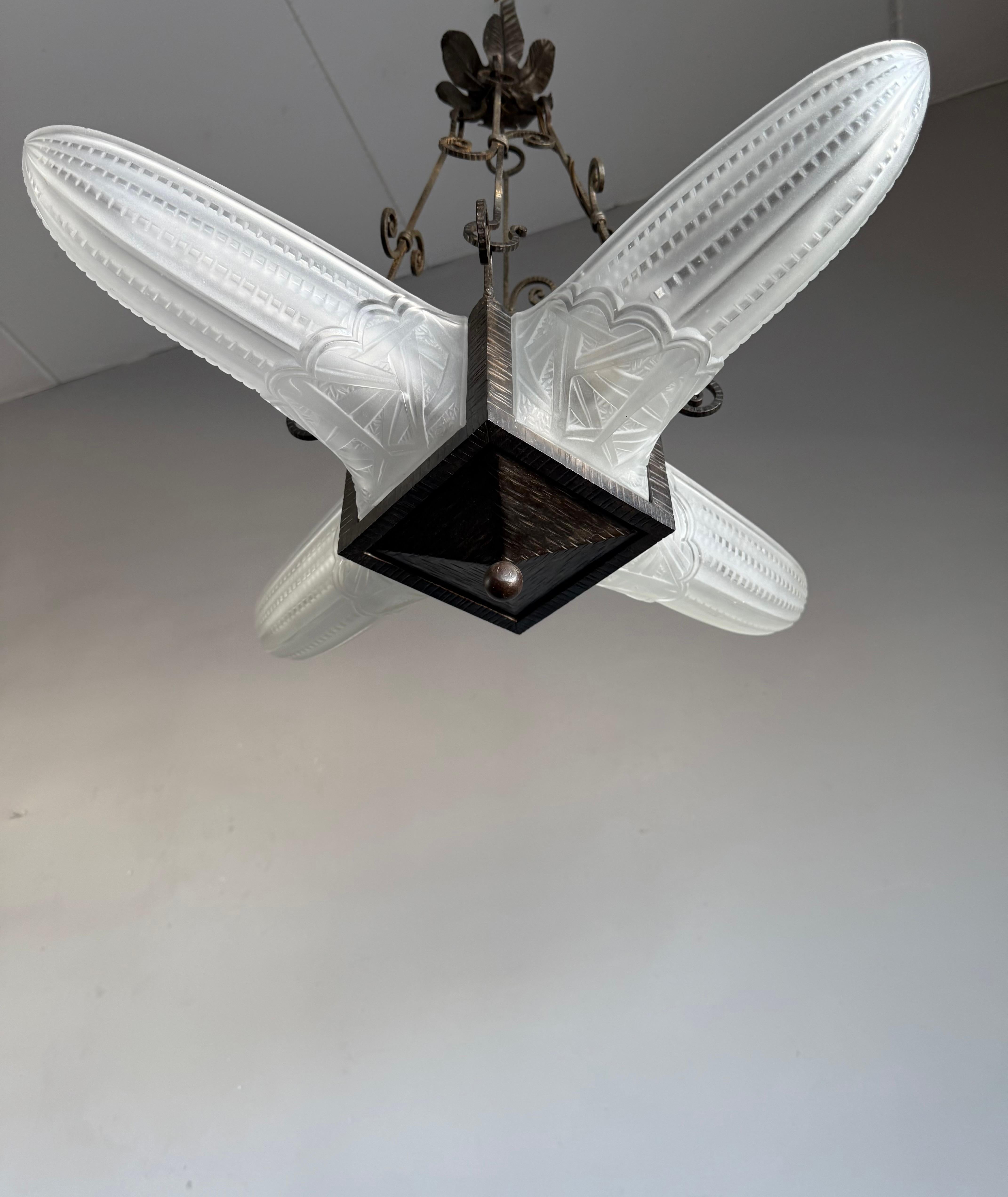 Stunning Geometrical French Art Deco Glass & Wrought iron Pendant / Chandelier For Sale 8