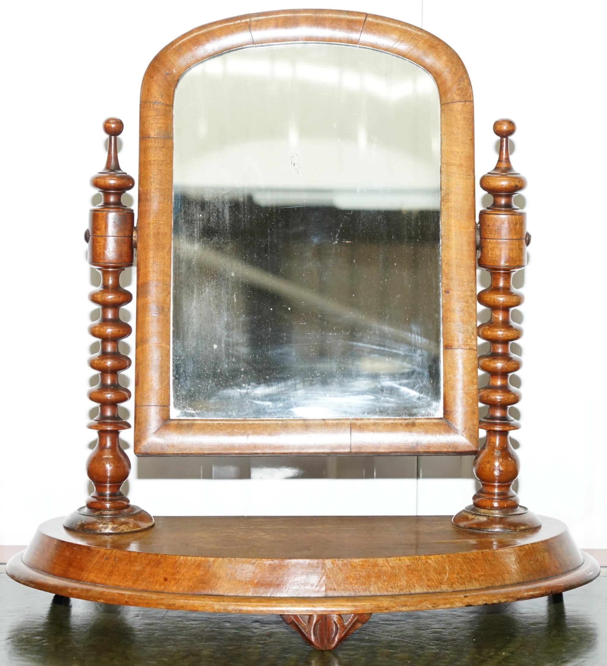 We are delighted to offer for sale this lovely tabletop Georgian Walnut toilet, dressing table bathroom mirror

A very good looking decorative mirror with original plate glass, the timber has aged nicely and is showing normal timber splits and