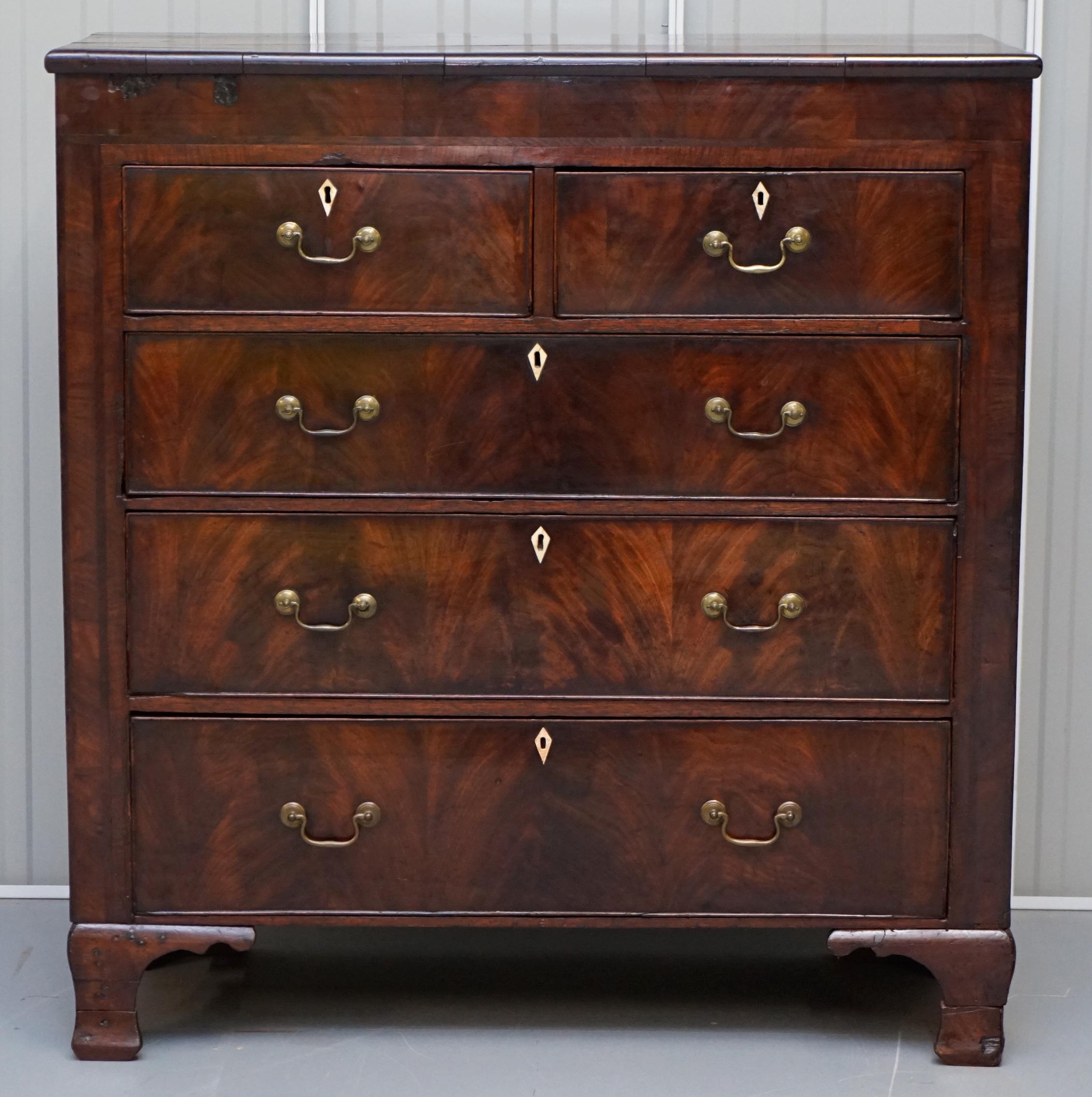 We are delighted to offer for sale this very old period patina Georgian circa 1800 chest of drawers

A highly original piece with a glorious timber colour. These drawers are large and offer huge amounts of storage, they are a two over three
