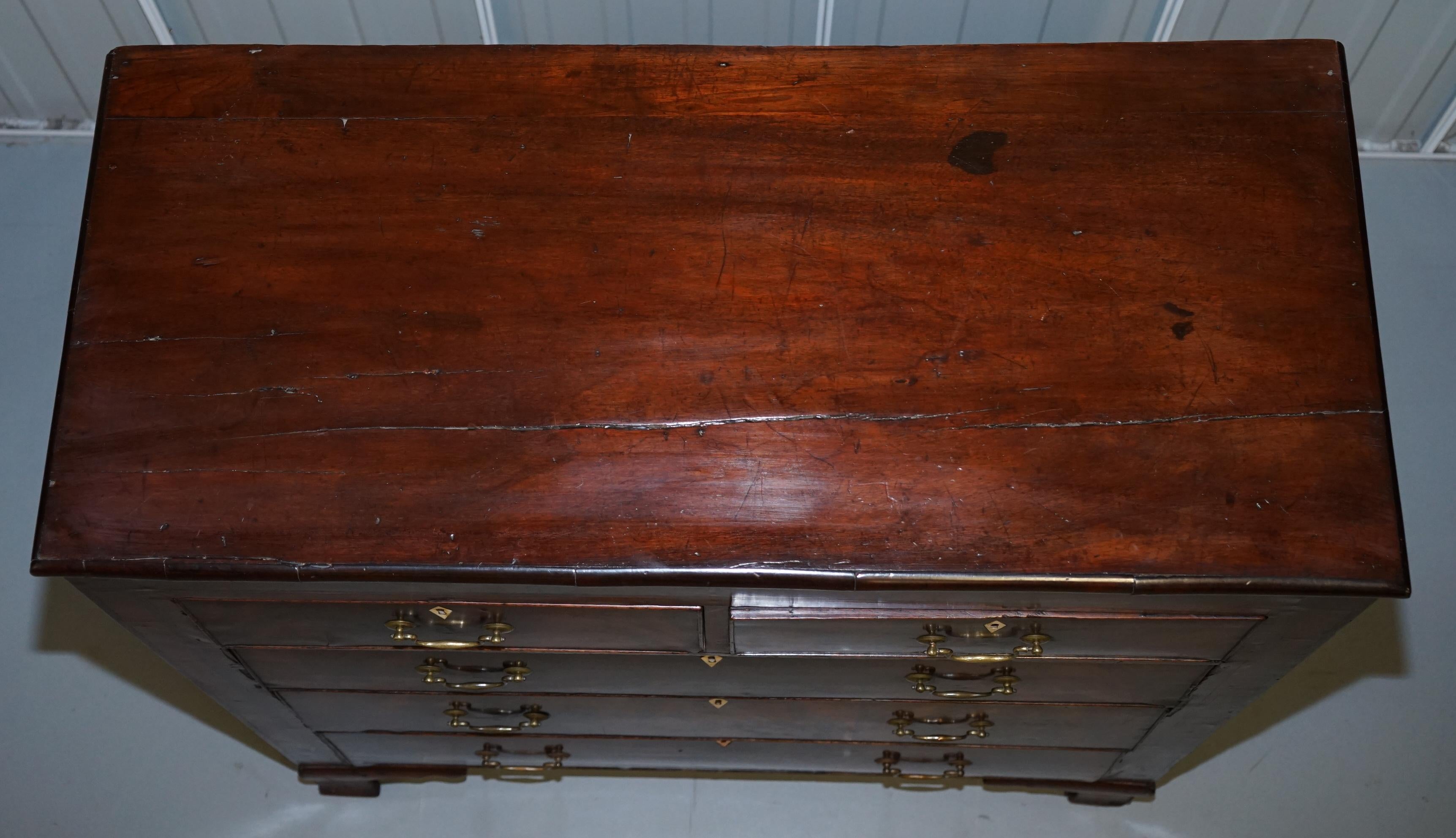 Hand-Crafted Stunning Georgian circa 1800 Period Patina Chest of Drawers Flamed Mahogany