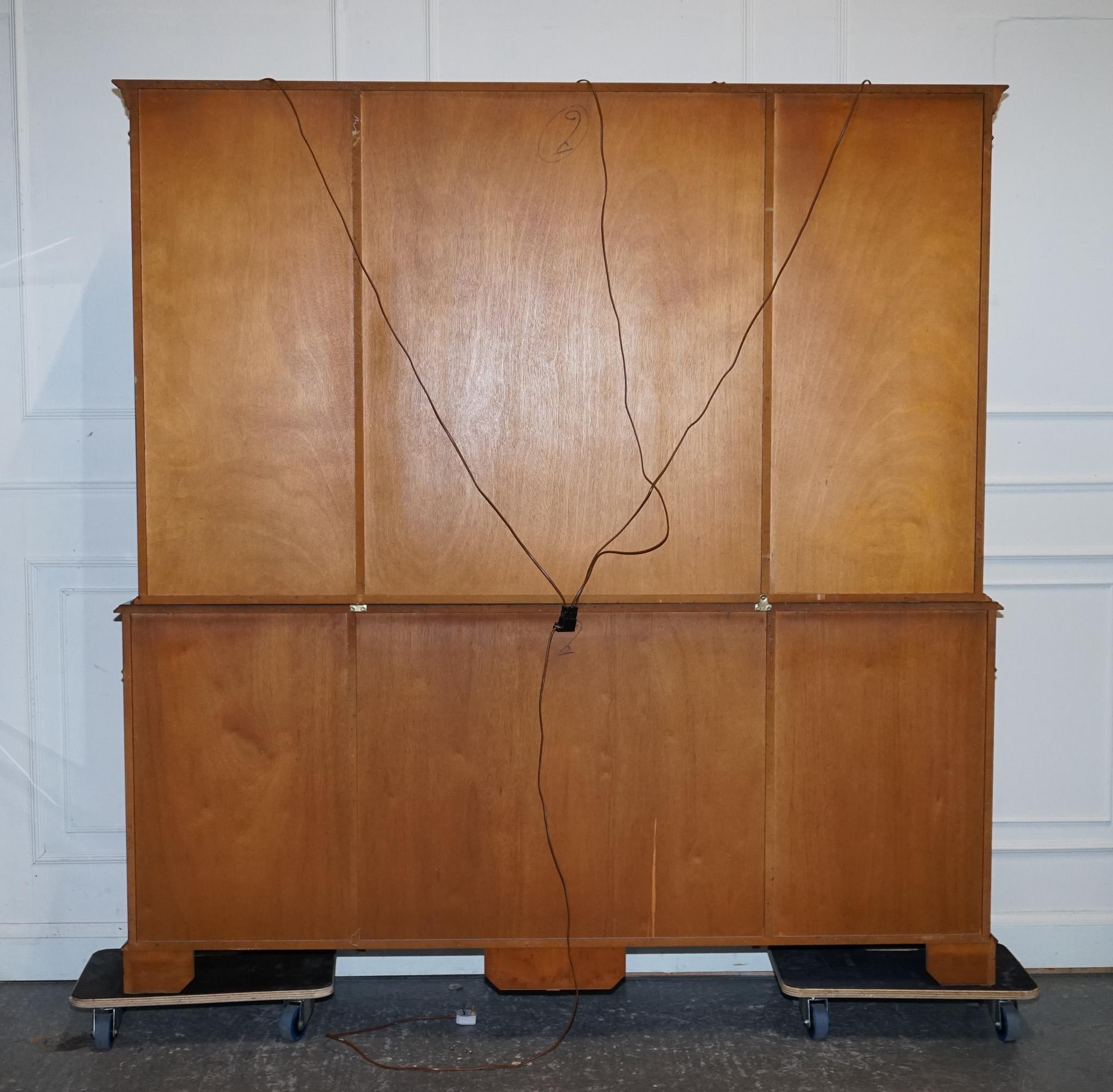 STUPENDO LIBRERIE A SCHIERA A QUATTRO PORTE IN STILE GEORGIANO in vendita 13