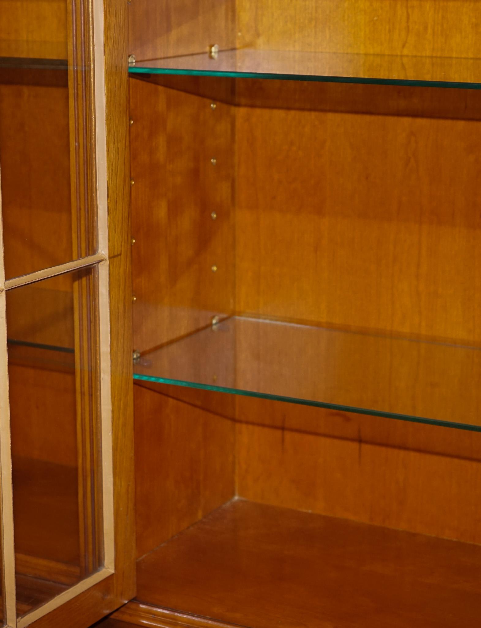 Tasso STUPENDO LIBRERIE A SCHIERA A QUATTRO PORTE IN STILE GEORGIANO in vendita