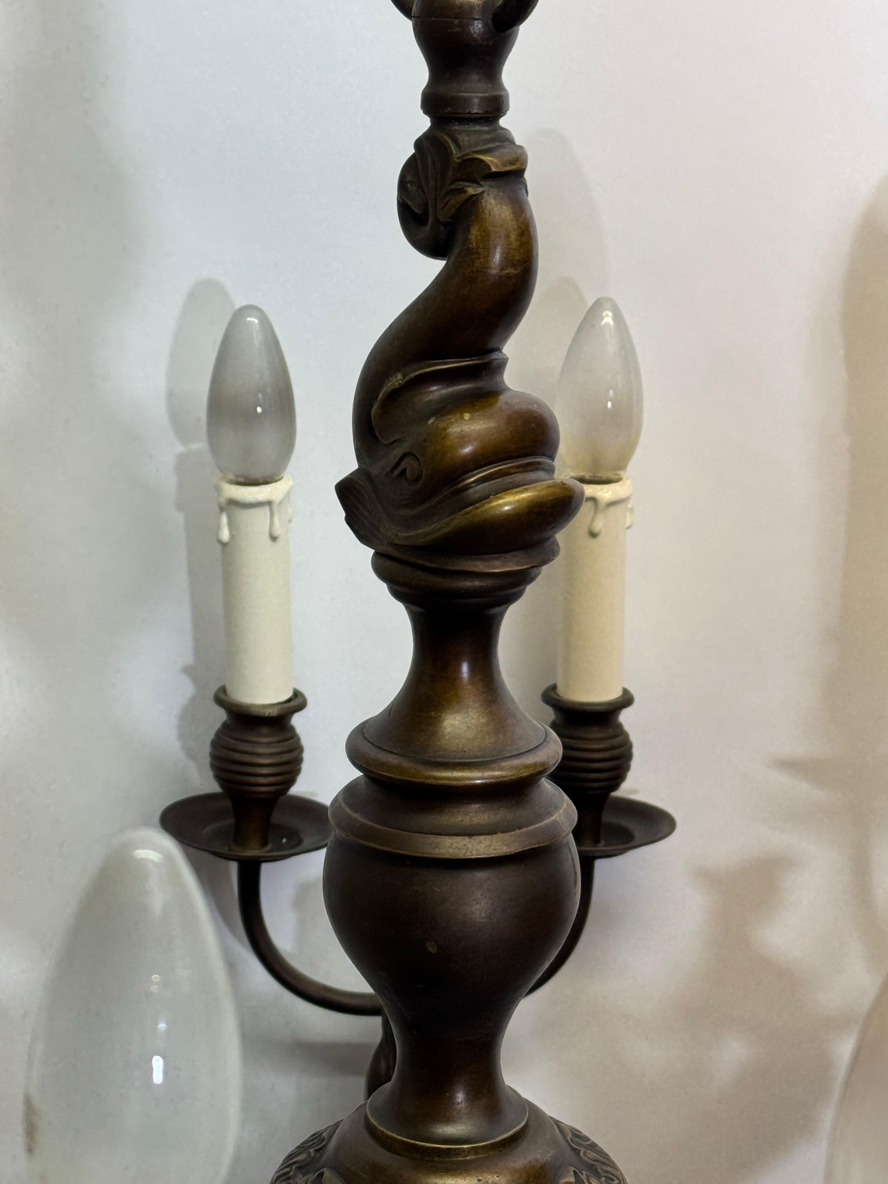 Stupendo lampadario tedesco in bronzo massiccio a forma di sirene con motivo di pesce, anni '20 in vendita 3