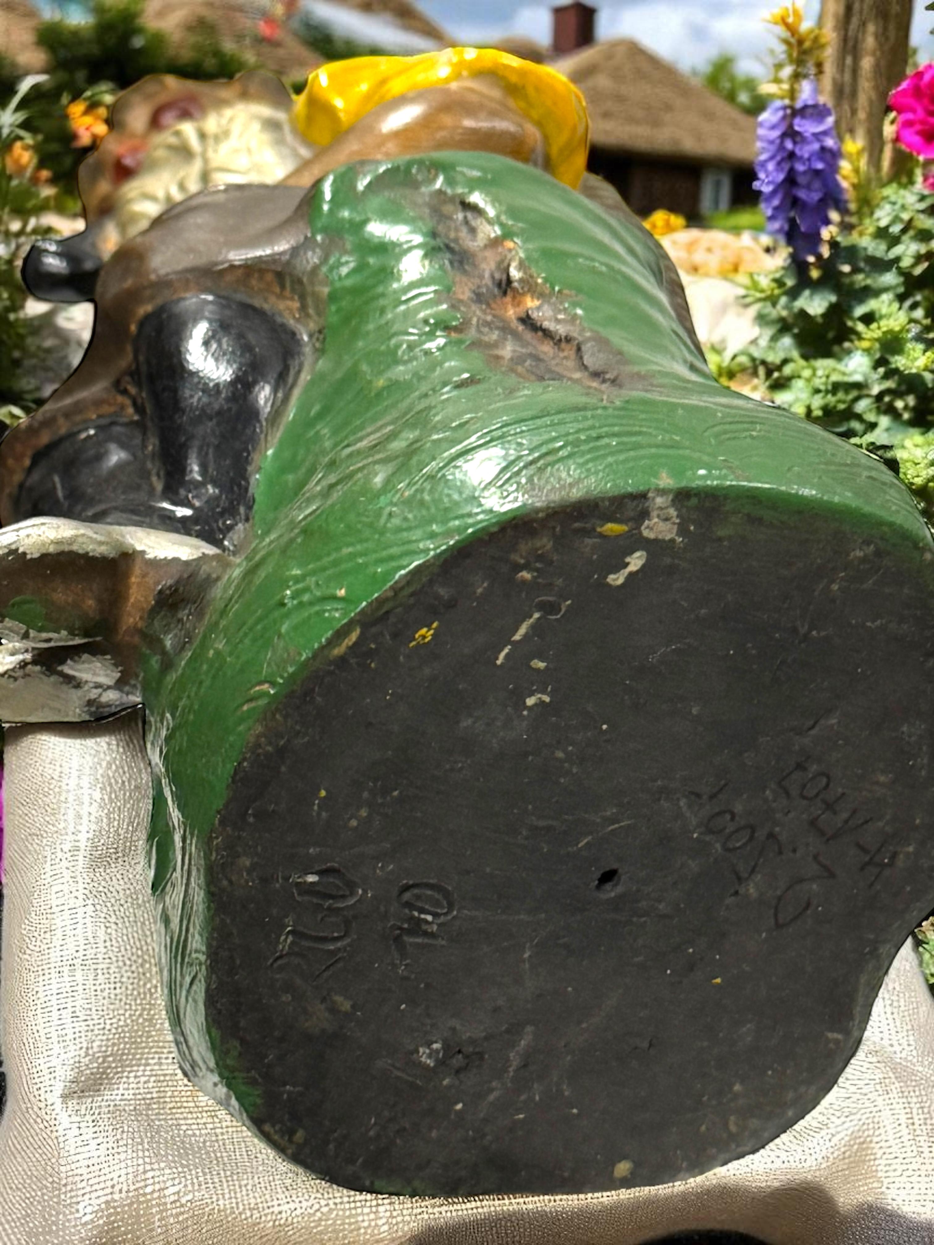 Stupefacente statua di gnomo da giardino tedesco, antica Germania anni '10 del Novecento in vendita 5